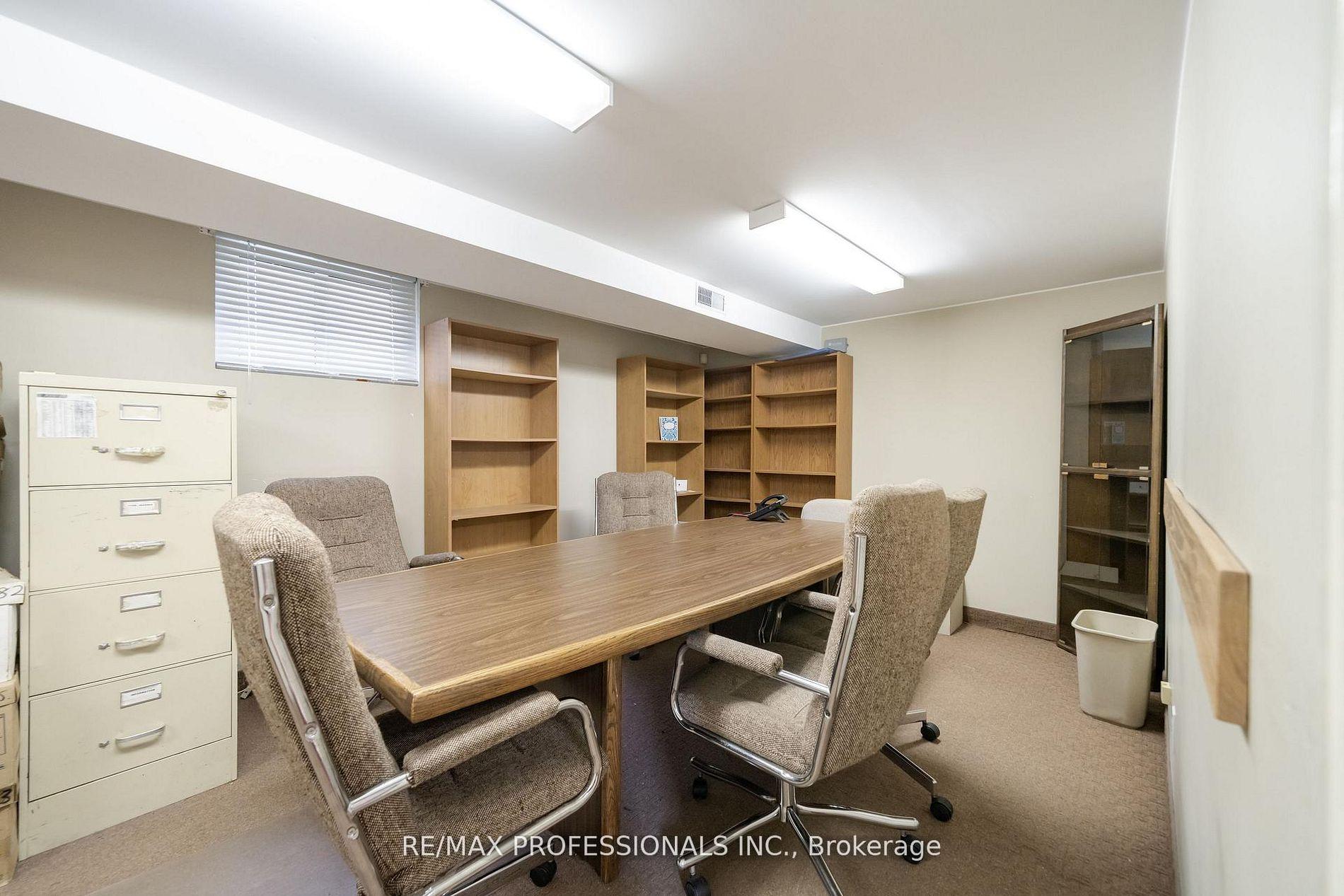 Photo 22 of 586 Browns Line, Etobicoke, Alderwood — HOMEH