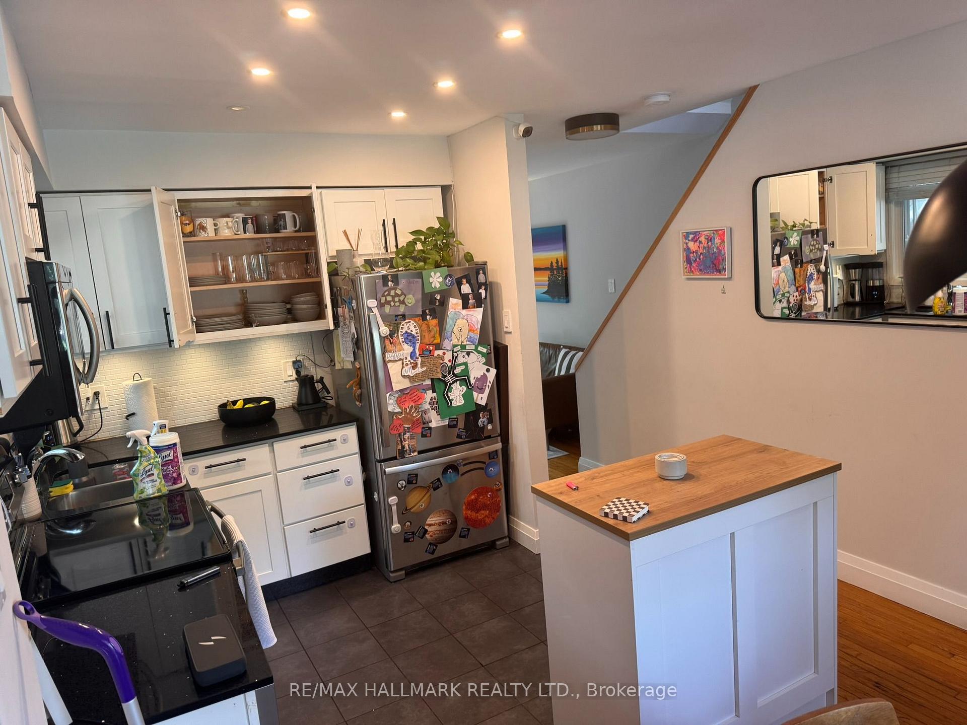 Photo 4 of 10 Hamilton Street, Toronto, South Riverdale — HOMEH