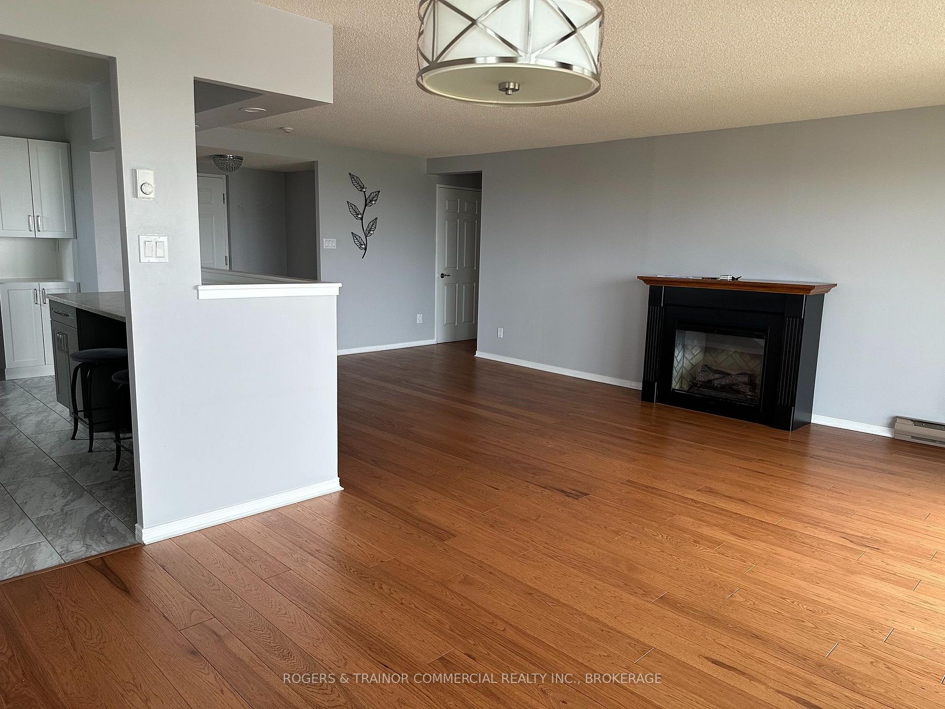 Photo 4 of Unit 905, 257 Bath Road, Kingston, East Gardiners Rd — HOMEH