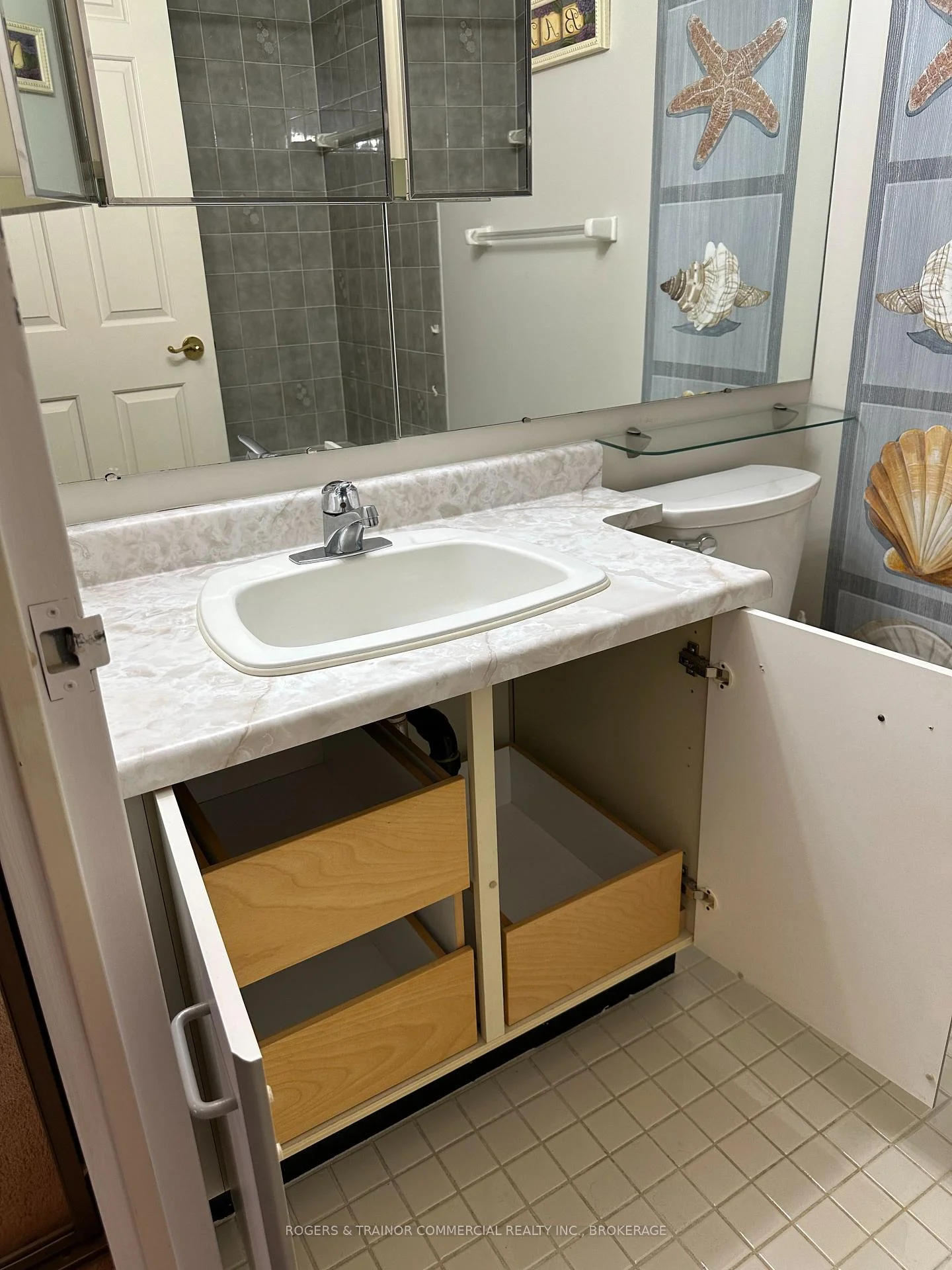 Photo 51 of Unit 905, 257 Bath Road, Kingston, East Gardiners Rd — HOMEH