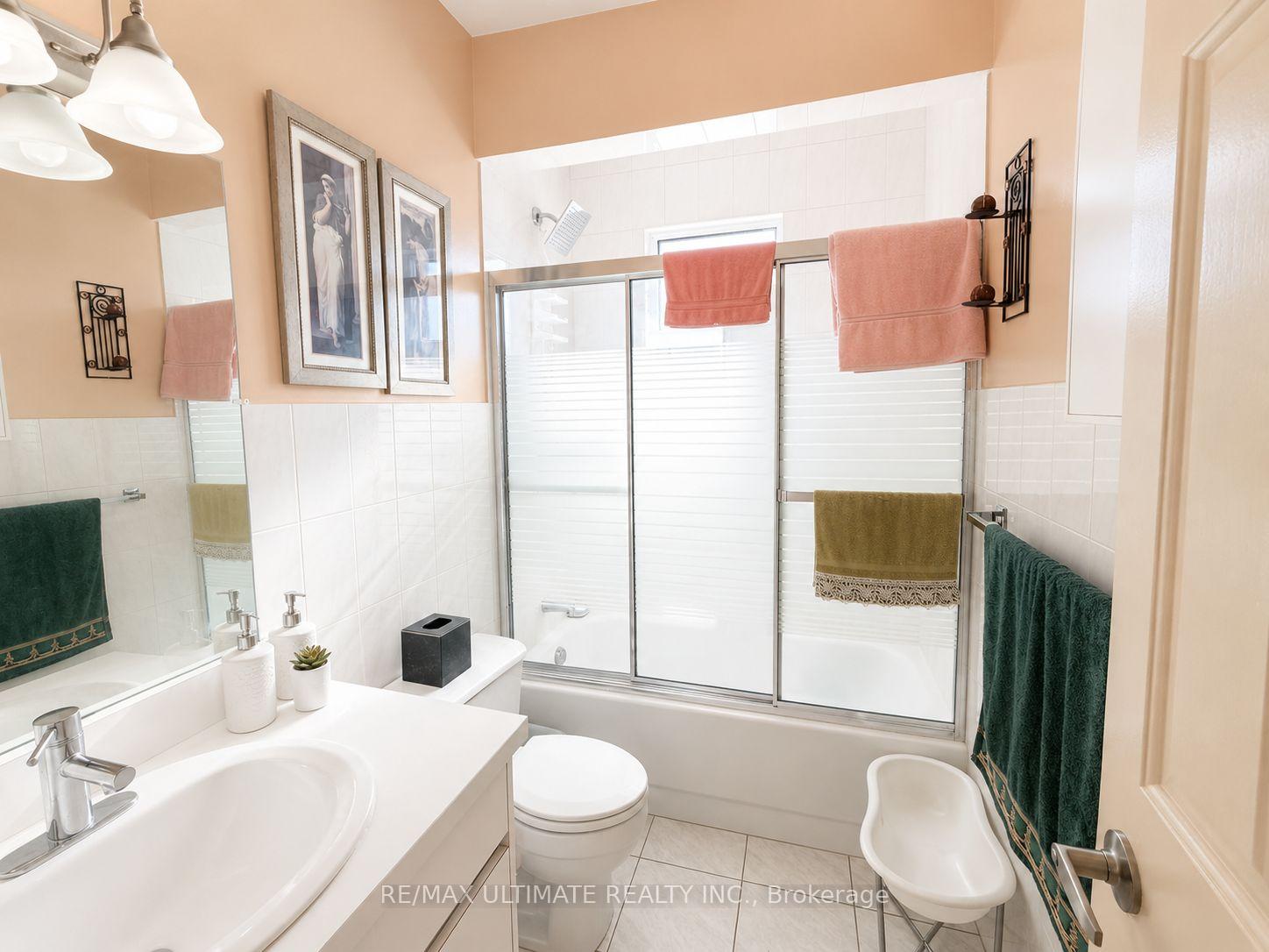 Photo 9 of 1440 Dufferin Street, Toronto, Dovercourt-Wallace Emerson-Junction — HOMEH