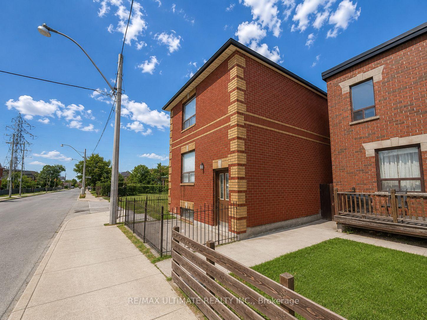 Photo 15 of 1440 Dufferin Street, Toronto, Dovercourt-Wallace Emerson-Junction — HOMEH