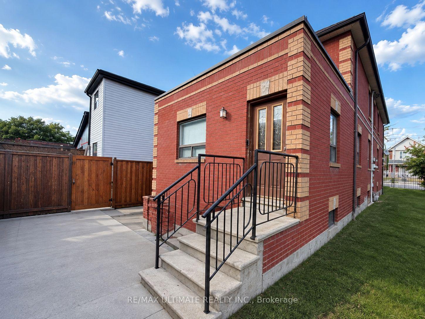 Photo 16 of 1440 Dufferin Street, Toronto, Dovercourt-Wallace Emerson-Junction — HOMEH
