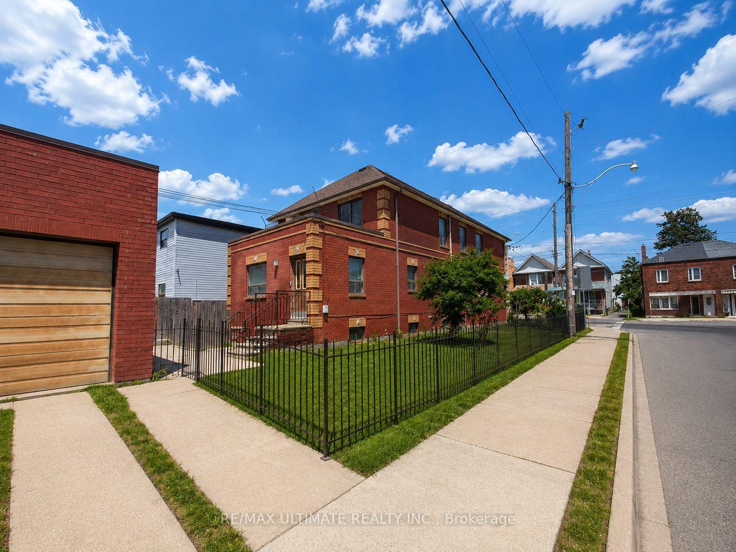 Photo 18 of 1440 Dufferin Street, Toronto, Dovercourt-Wallace Emerson-Junction — HOMEH