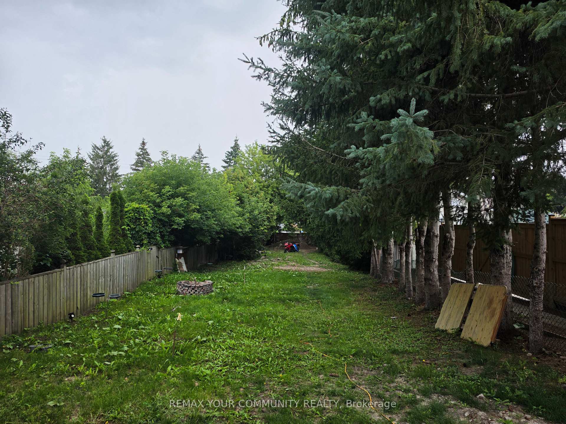 Photo 2 of 20 Queen Street, Innisfil, Cookstown — HOMEH
