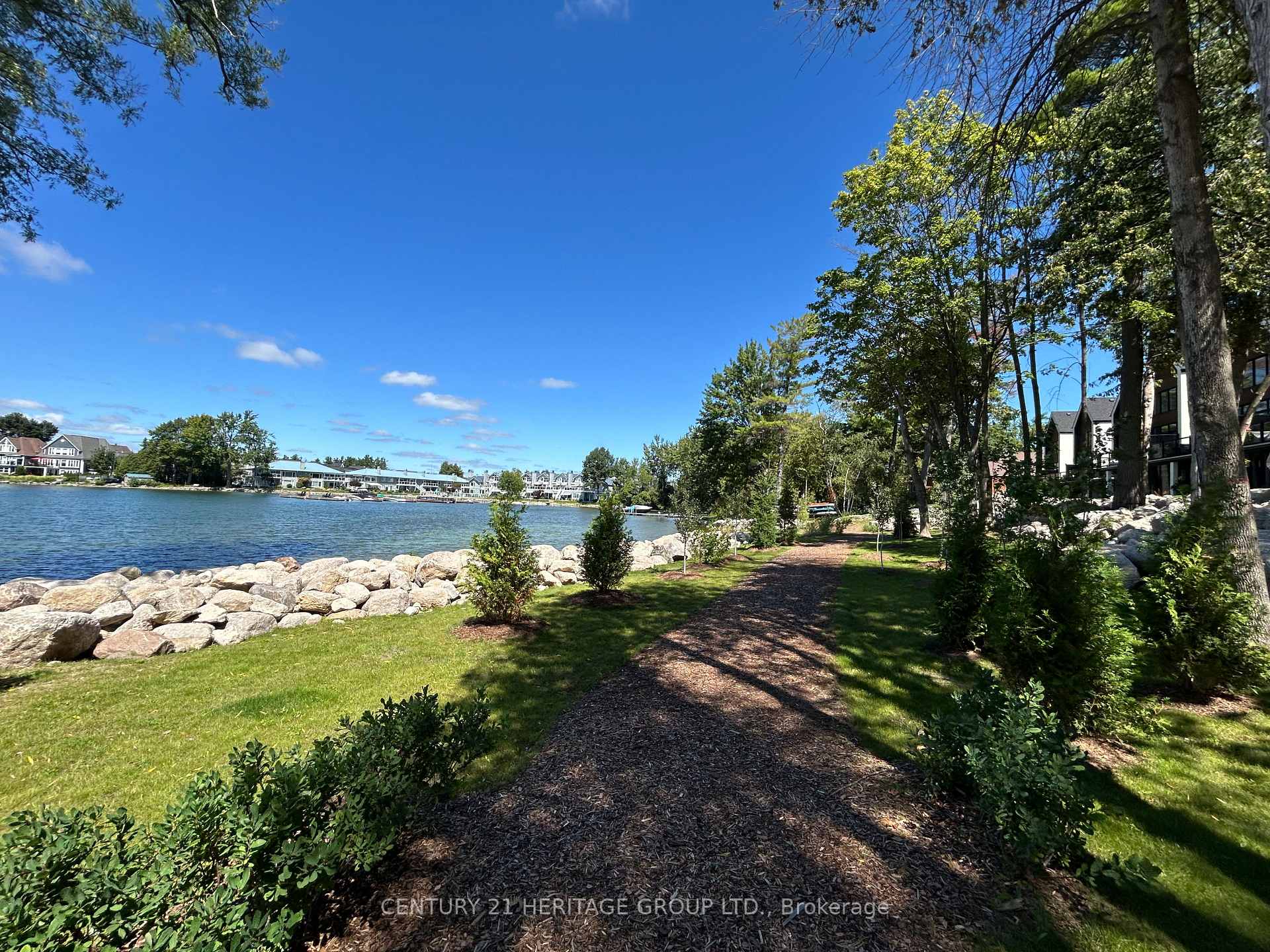Photo 25 of 32 Ruby Crescent, Orillia — HOMEH