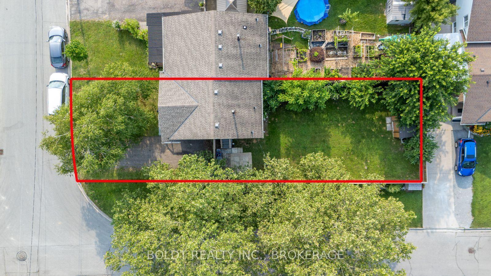Photo 20 of 47 Brackencrest Road, St. Catharines, Secord Woods — HOMEH