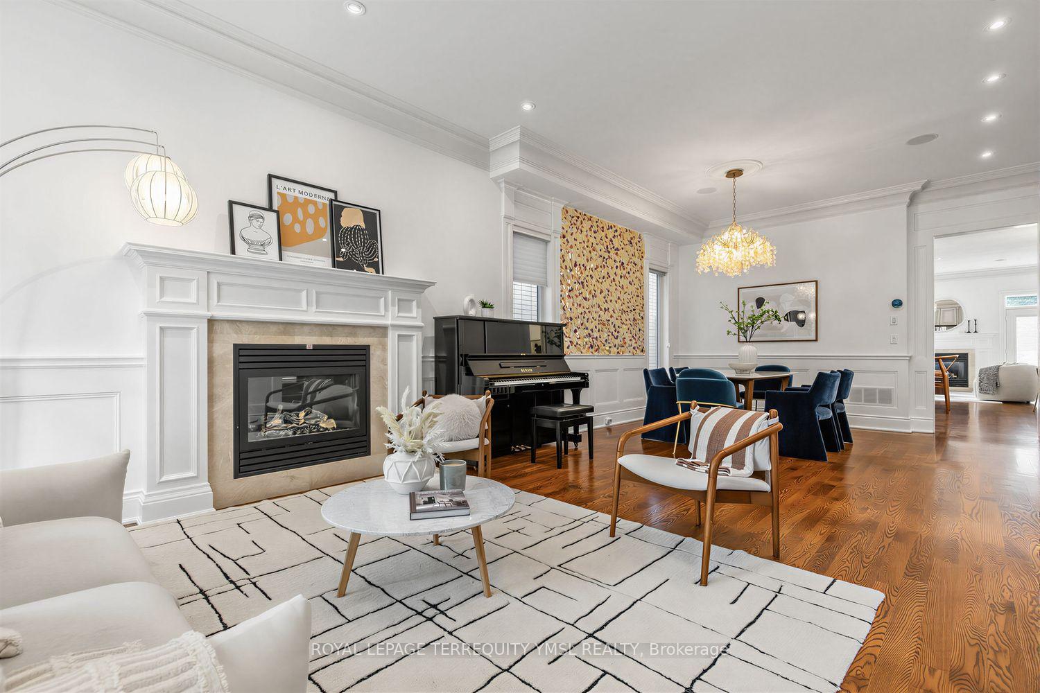 Photo 4 of 399 Fairlawn Avenue, Toronto, Bedford Park-Nortown — HOMEH