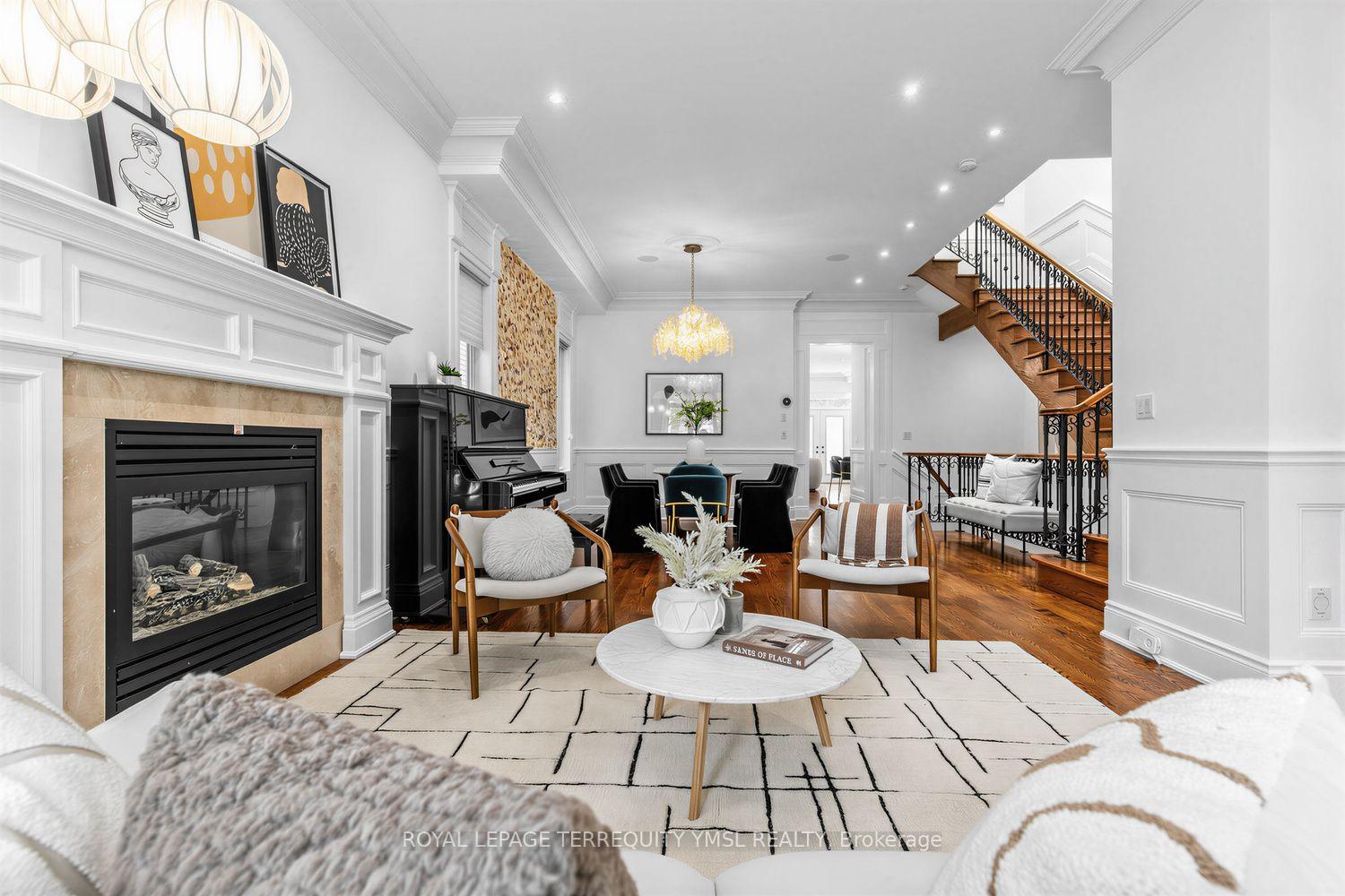 Photo 6 of 399 Fairlawn Avenue, Toronto, Bedford Park-Nortown — HOMEH