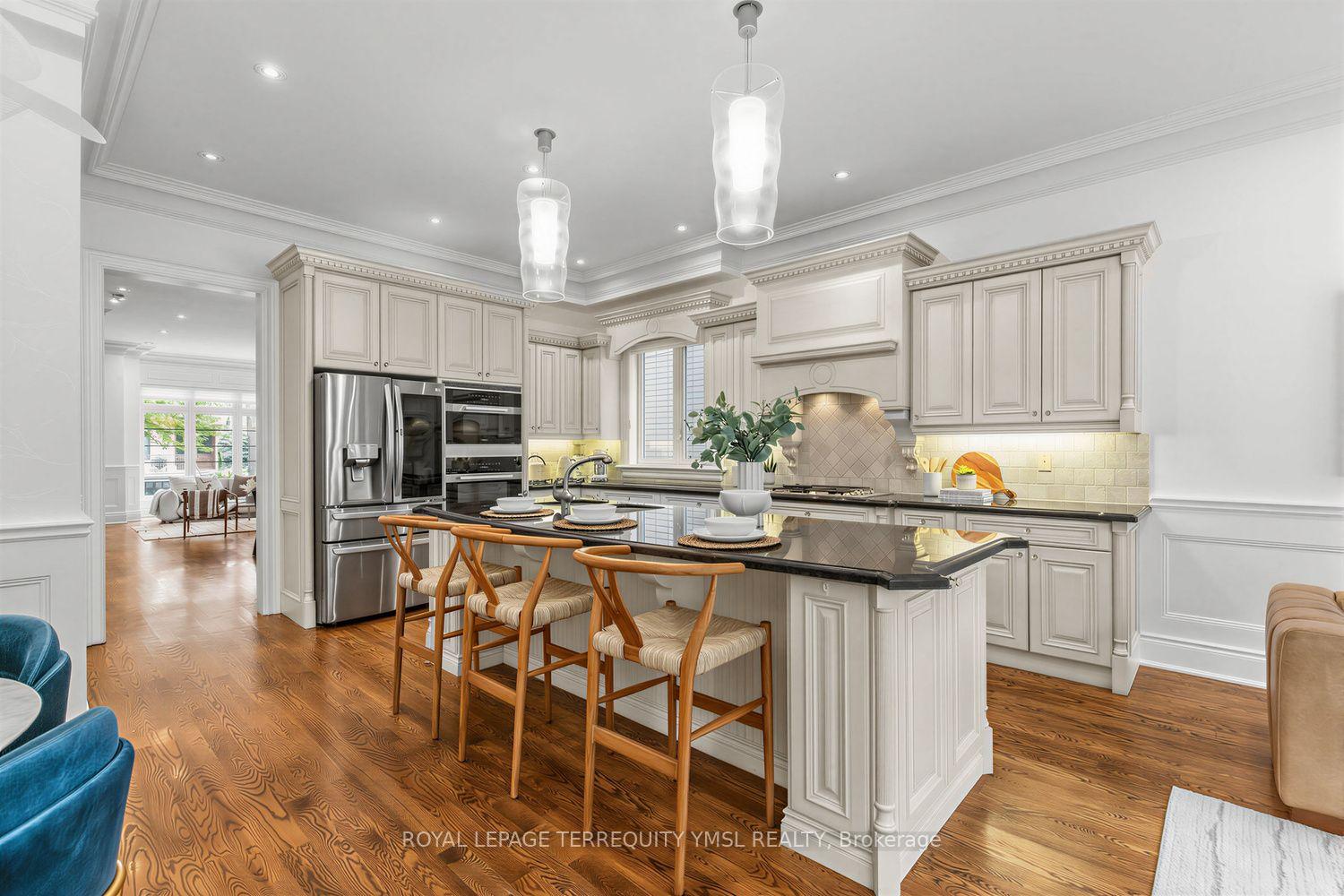 Photo 14 of 399 Fairlawn Avenue, Toronto, Bedford Park-Nortown — HOMEH