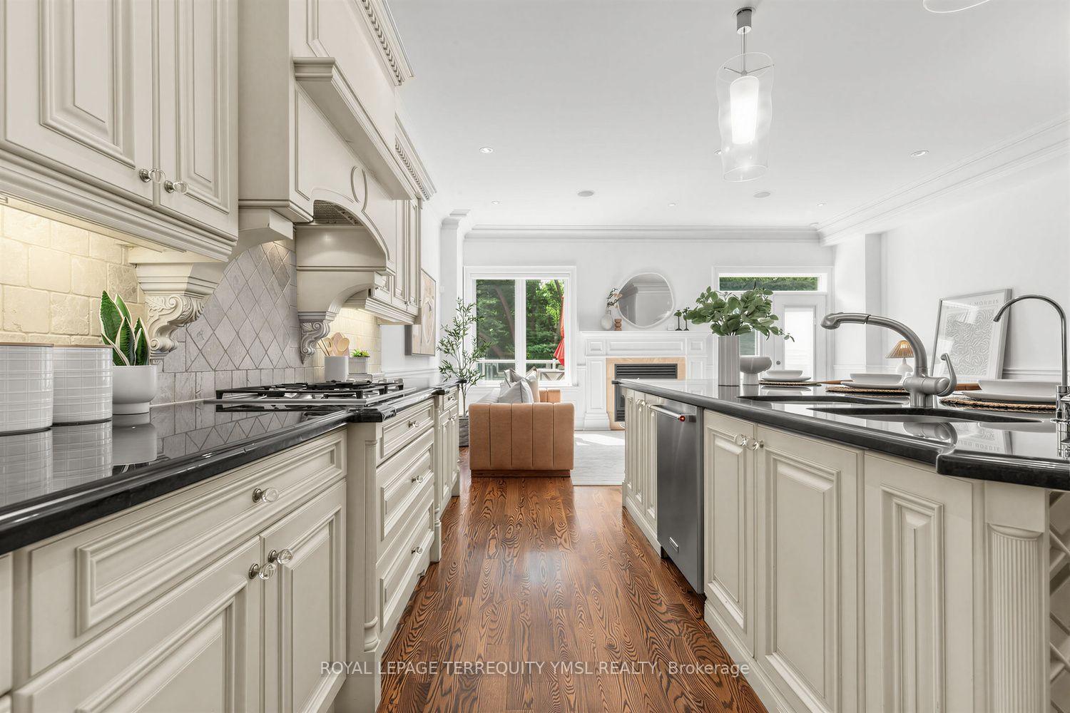 Photo 21 of 399 Fairlawn Avenue, Toronto, Bedford Park-Nortown — HOMEH