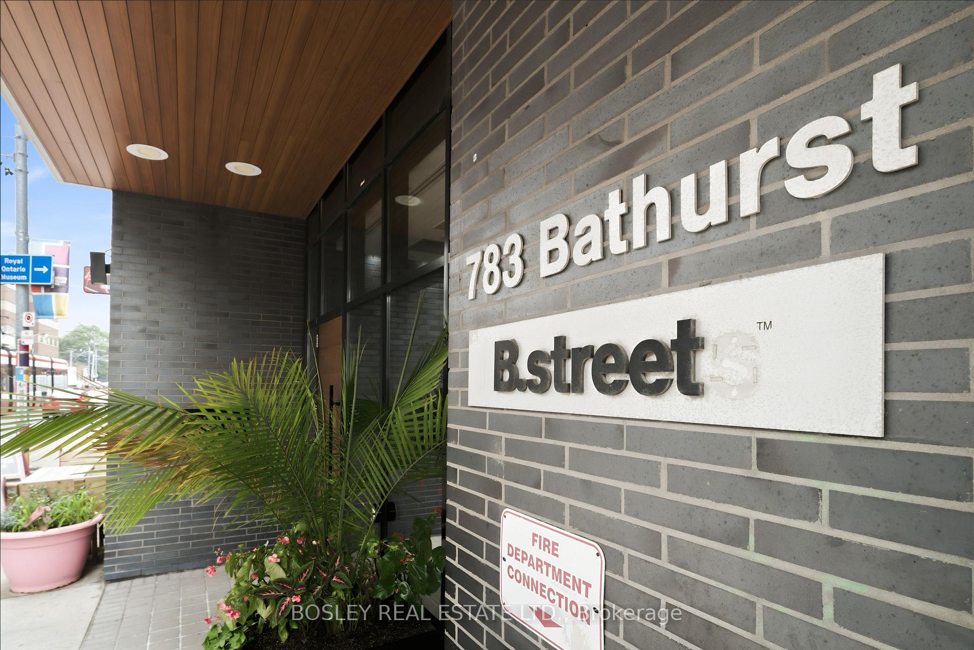 Photo 2 of Unit 314, 783 Bathurst Street, Toronto, University — HOMEH