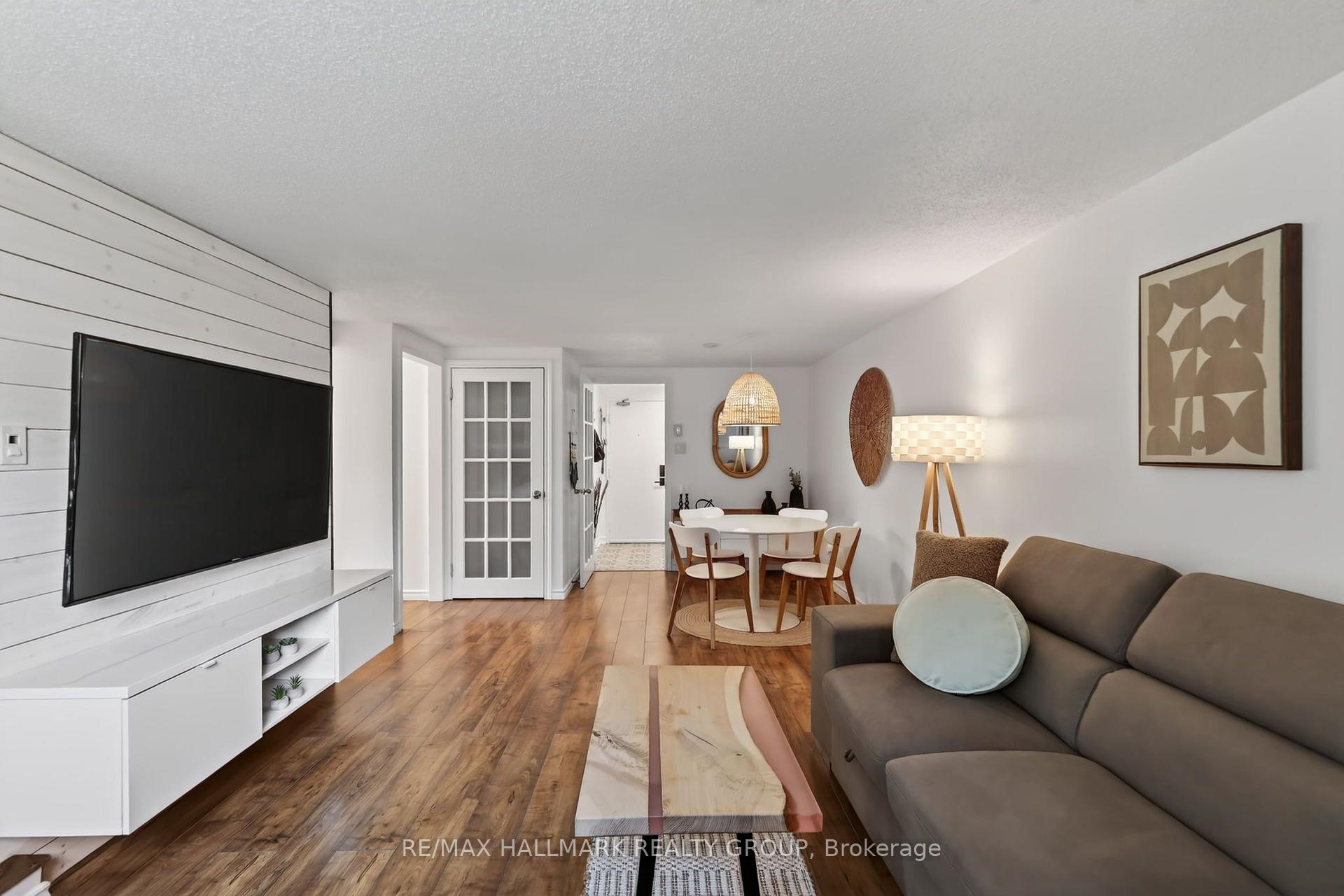 Photo 11 of Unit 109, 6434 Bilberry Drive, Ottawa, Orleans Wood — HOMEH