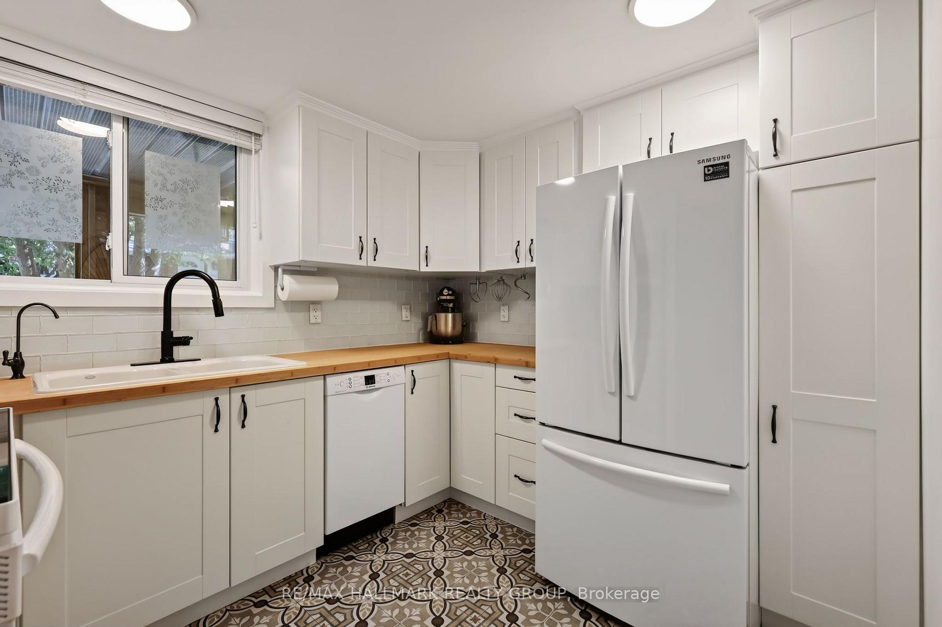 Photo 17 of Unit 109, 6434 Bilberry Drive, Ottawa, Orleans Wood — HOMEH