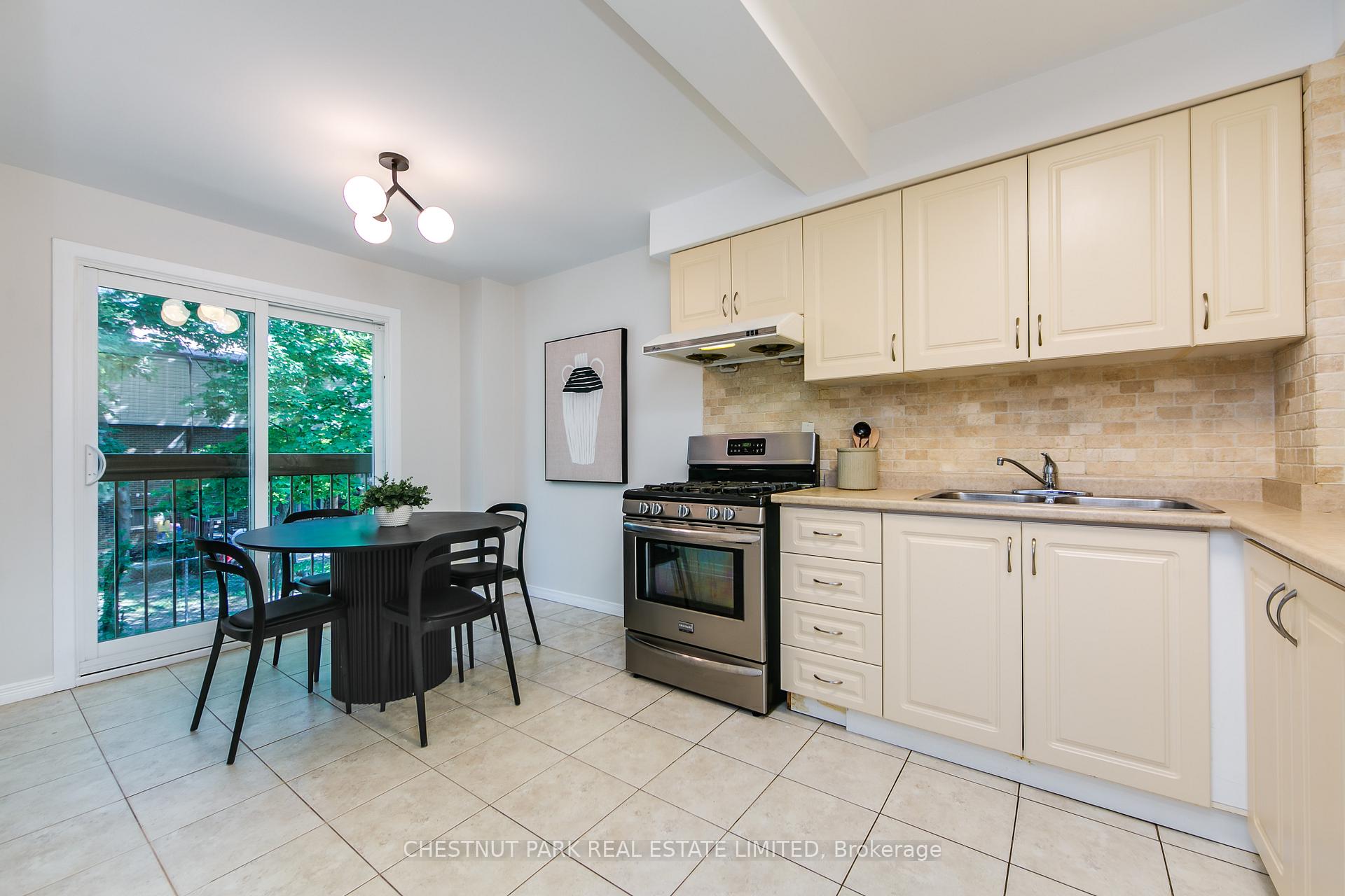 Photo 17 of Unit 21, 30 Chichester Place, Scarborough, L'Amoreaux — HOMEH