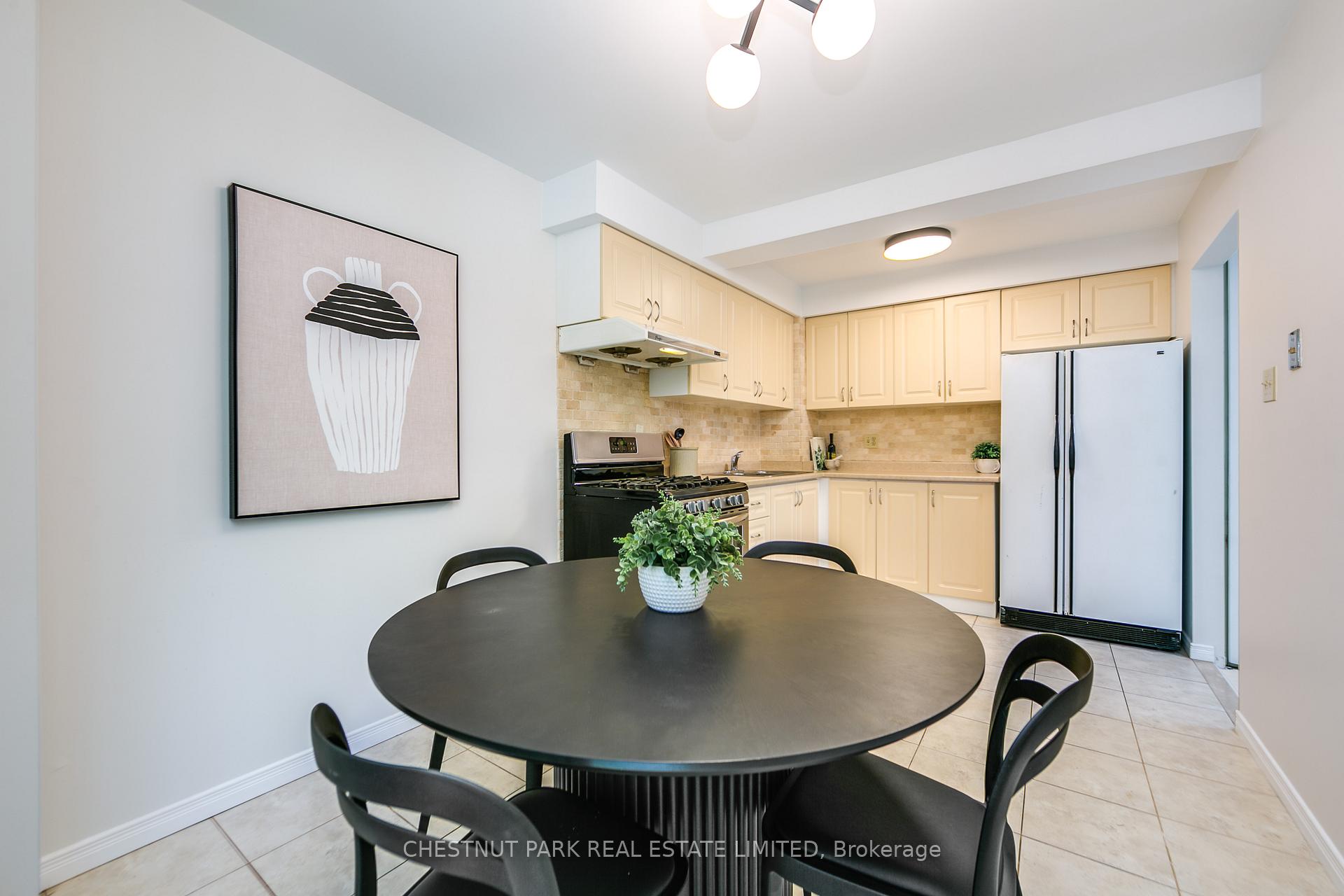 Photo 21 of Unit 21, 30 Chichester Place, Scarborough, L'Amoreaux — HOMEH