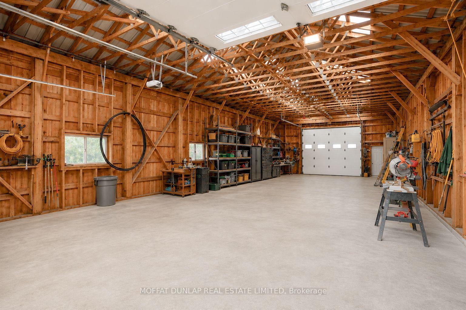 Photo 16 of 3439 Line 7 North, Oro-Medonte, Horseshoe Valley — HOMEH