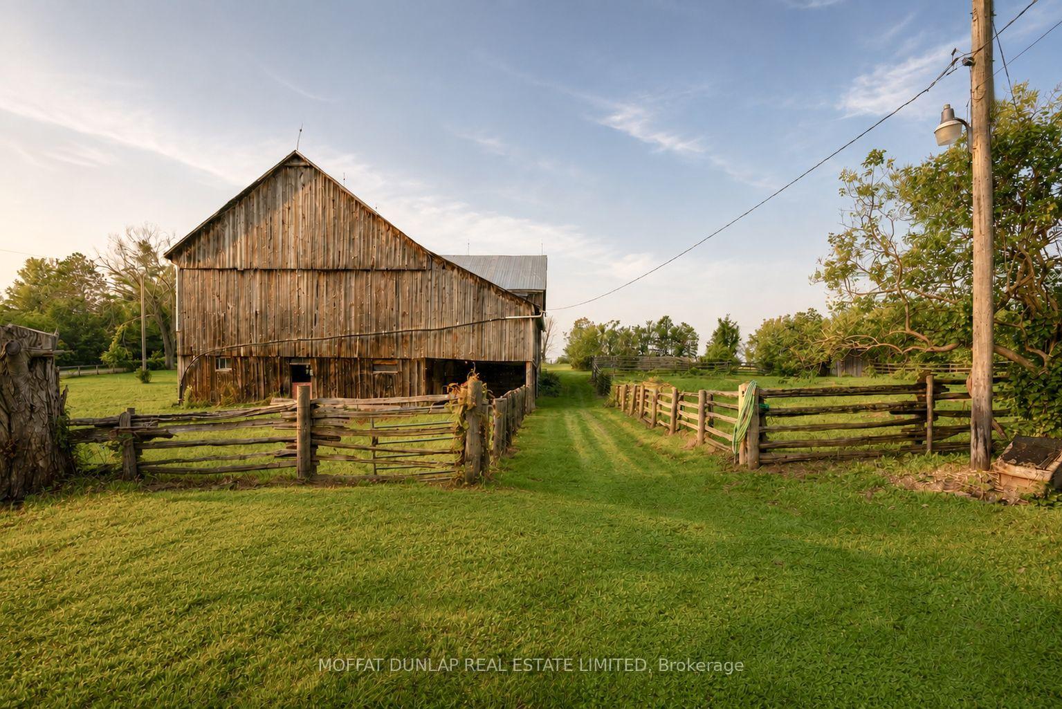 Photo 19 of 3439 Line 7 North, Oro-Medonte, Horseshoe Valley — HOMEH