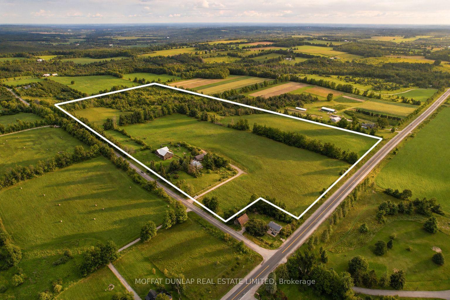 Photo 28 of 3439 Line 7 North, Oro-Medonte, Horseshoe Valley — HOMEH