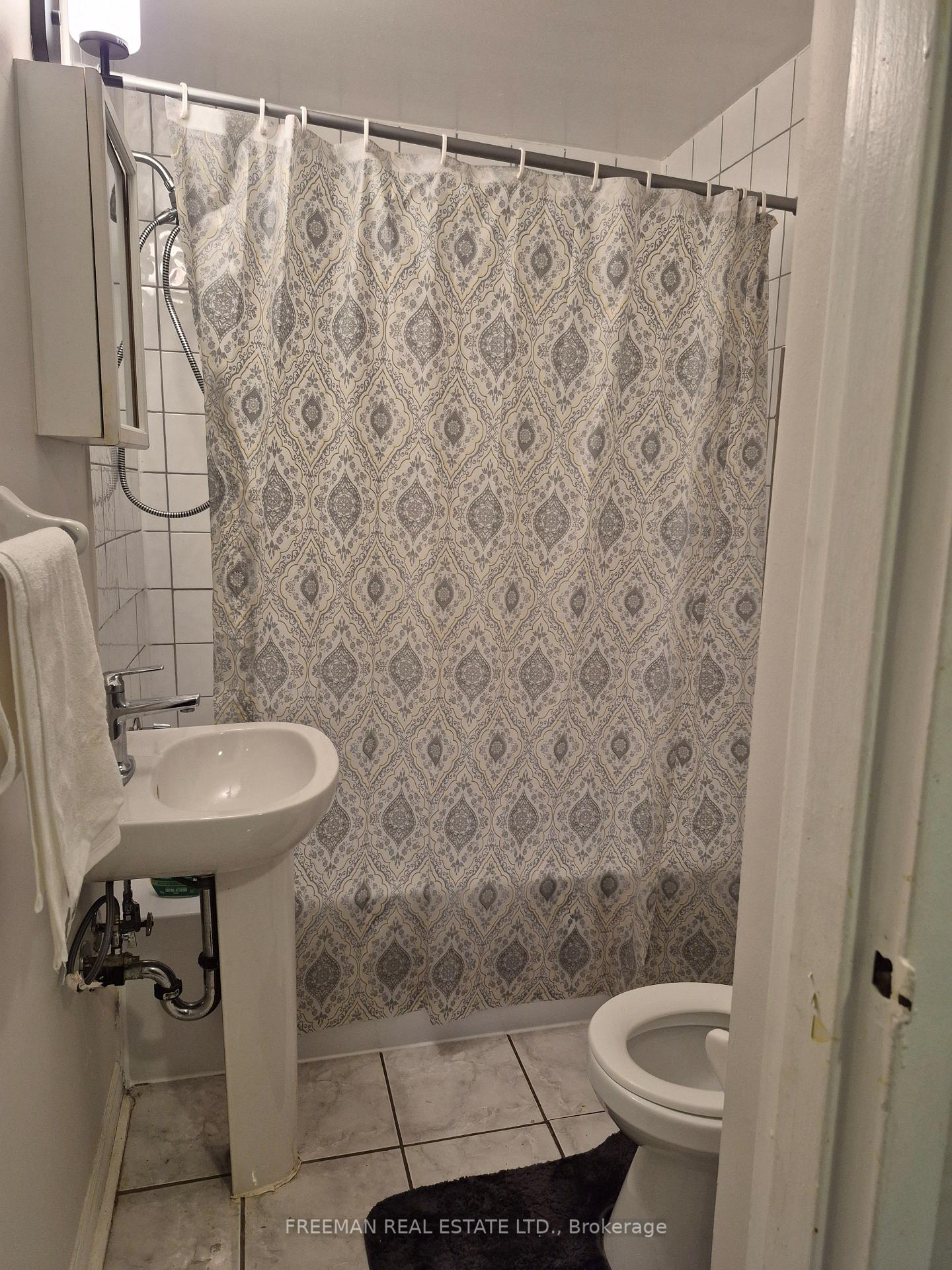 Photo 8 of Unit 204, 158 Dowling Avenue, Toronto, South Parkdale — HOMEH