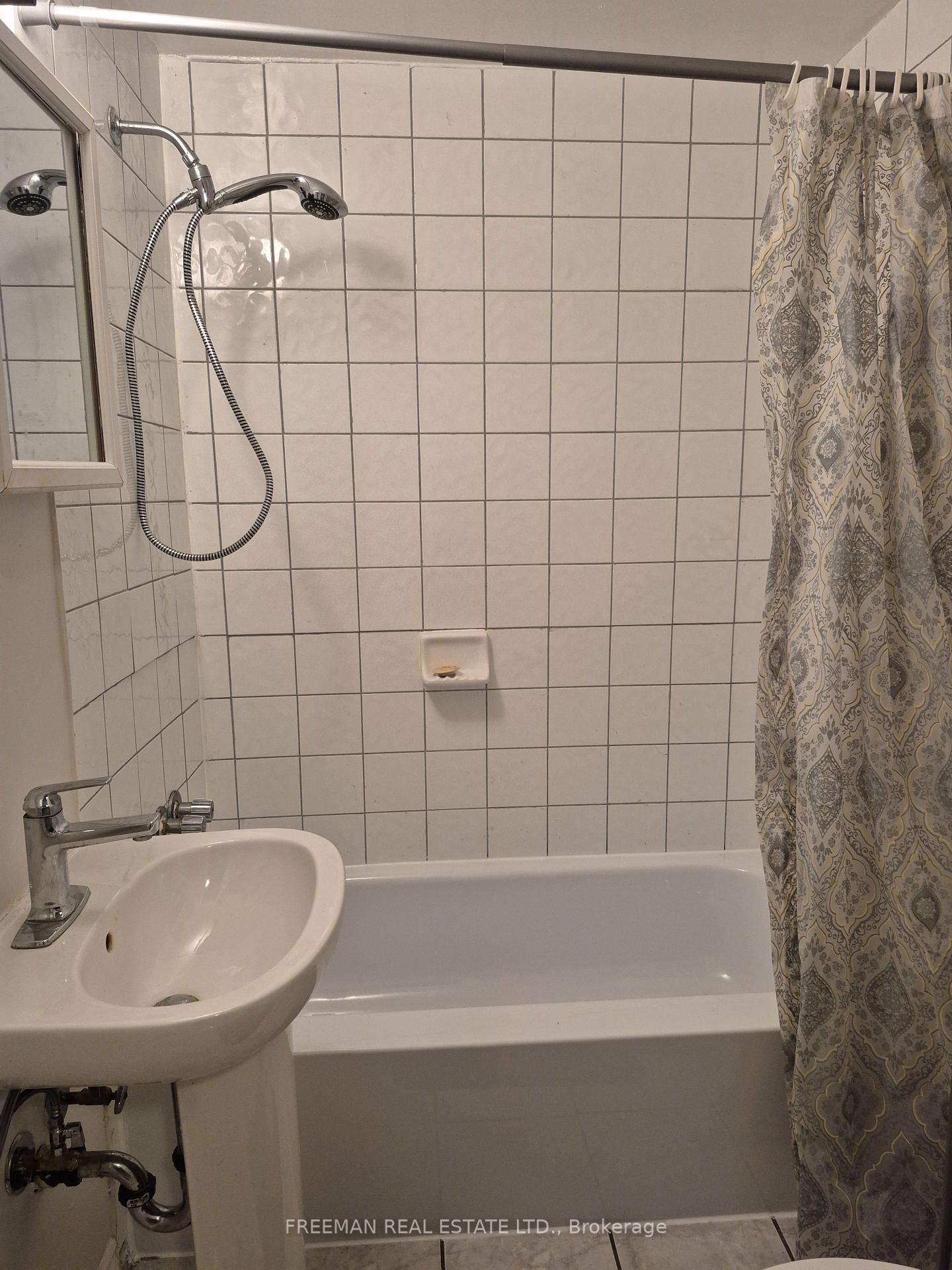 Photo 9 of Unit 204, 158 Dowling Avenue, Toronto, South Parkdale — HOMEH