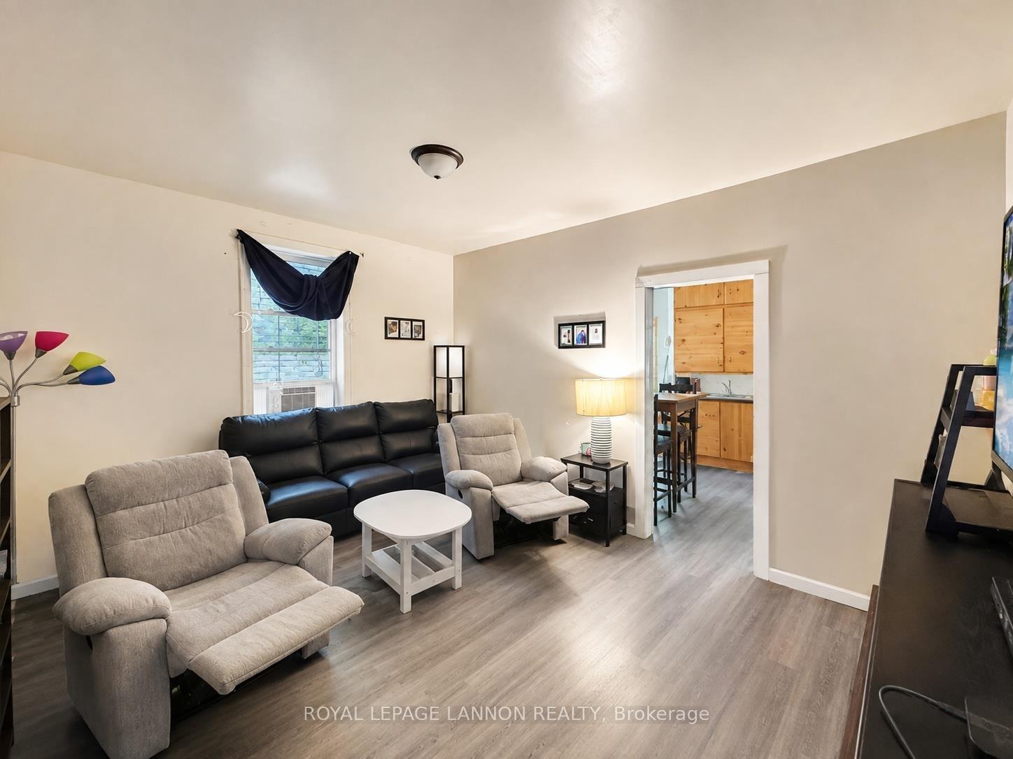 Photo 6 of 345 Syndicate Avenue N, Thunder Bay, McKeller Park — HOMEH