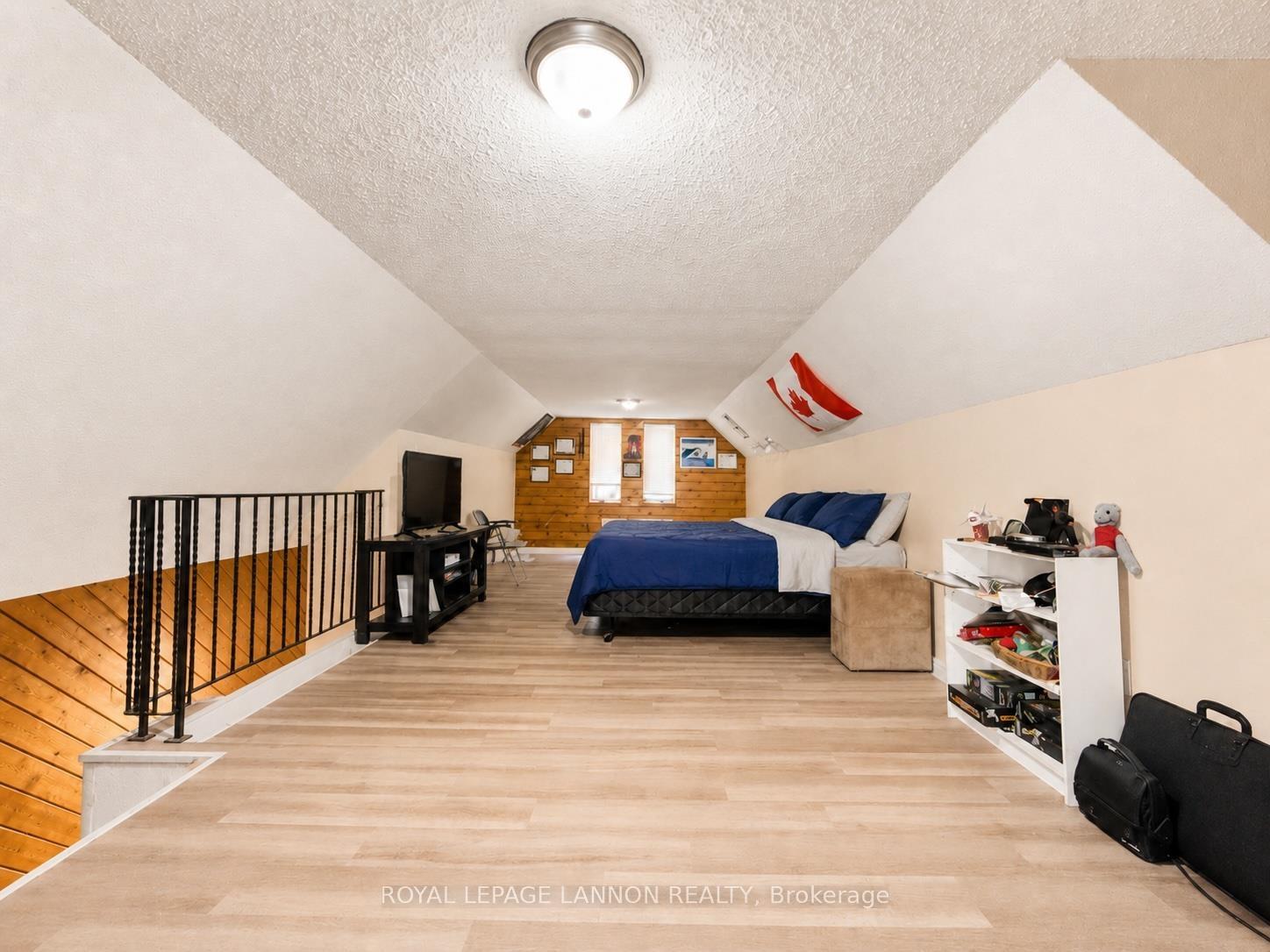 Photo 25 of 345 Syndicate Avenue N, Thunder Bay, McKeller Park — HOMEH