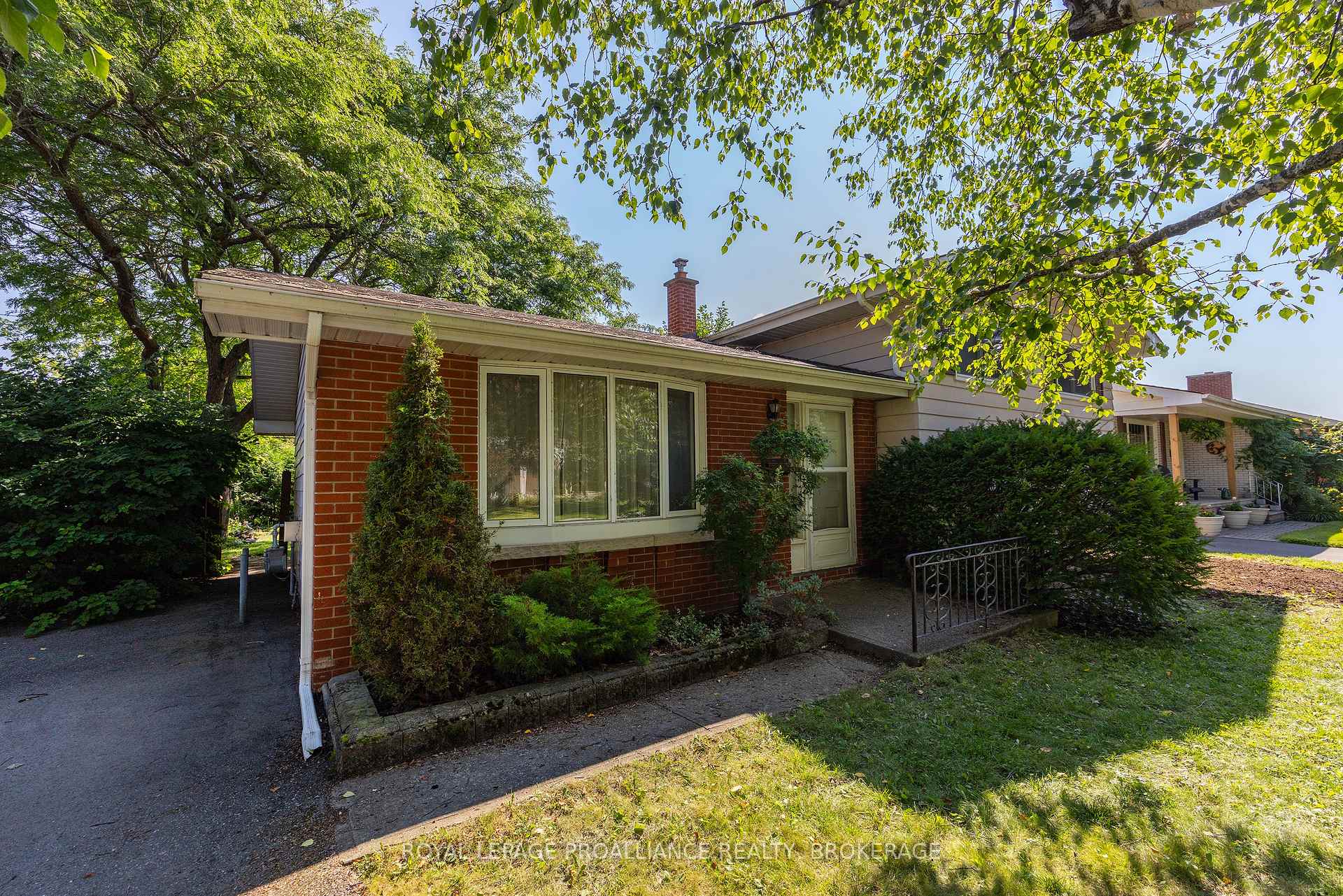 Photo 4 of 250 Glen Castle Road, Kingston, City SouthWest — HOMEH