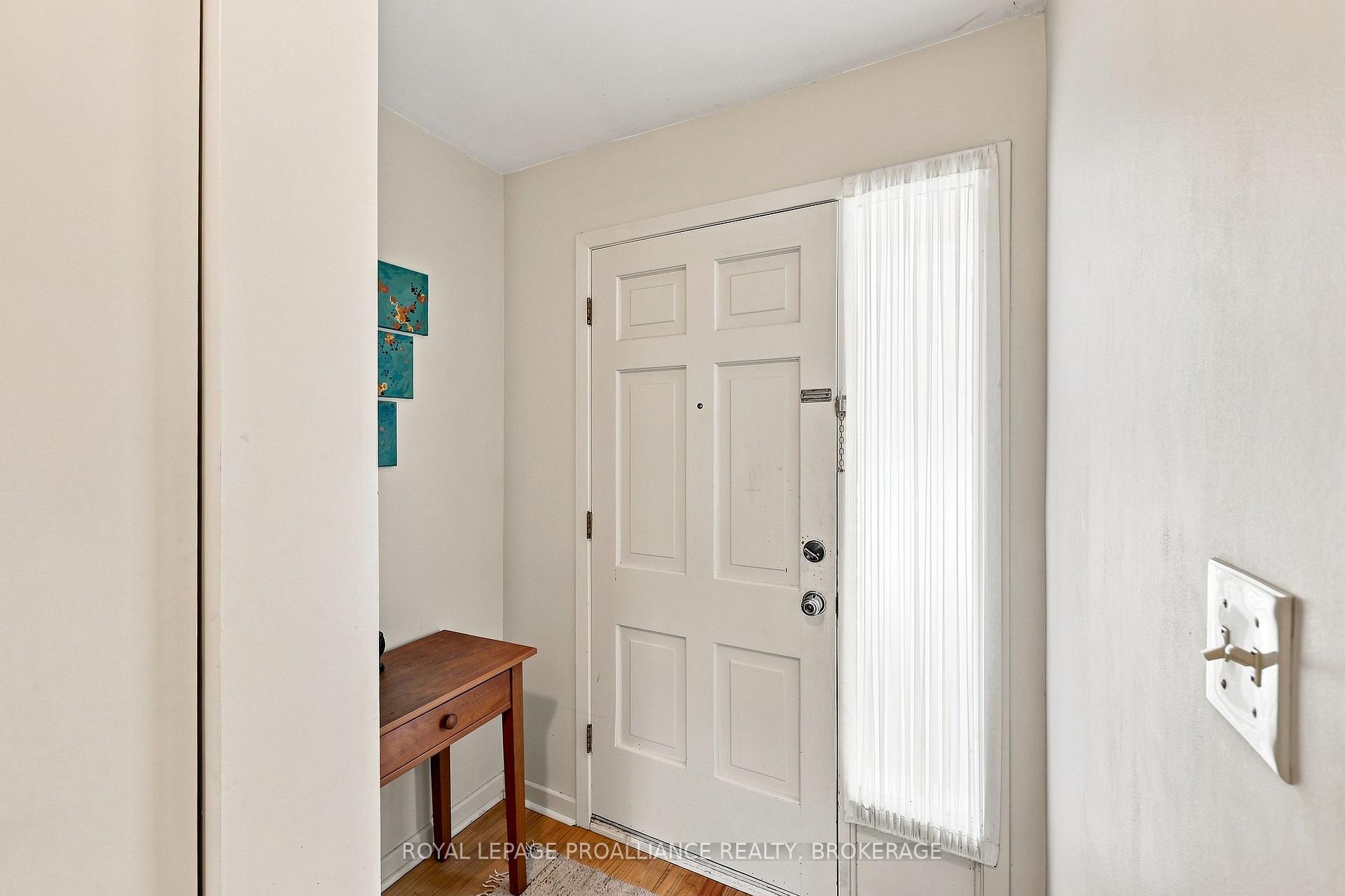 Photo 10 of 250 Glen Castle Road, Kingston, City SouthWest — HOMEH