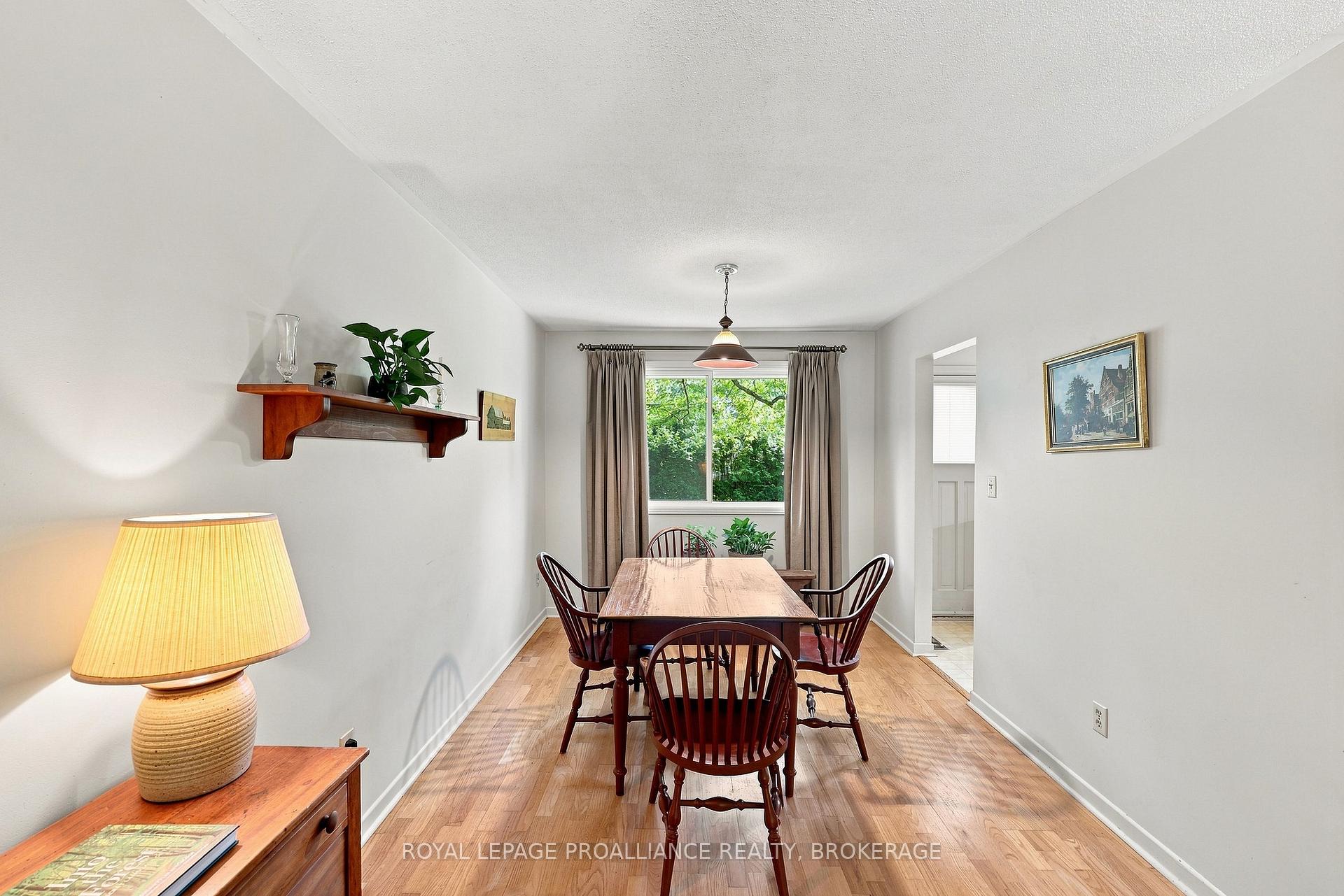 Photo 16 of 250 Glen Castle Road, Kingston, City SouthWest — HOMEH