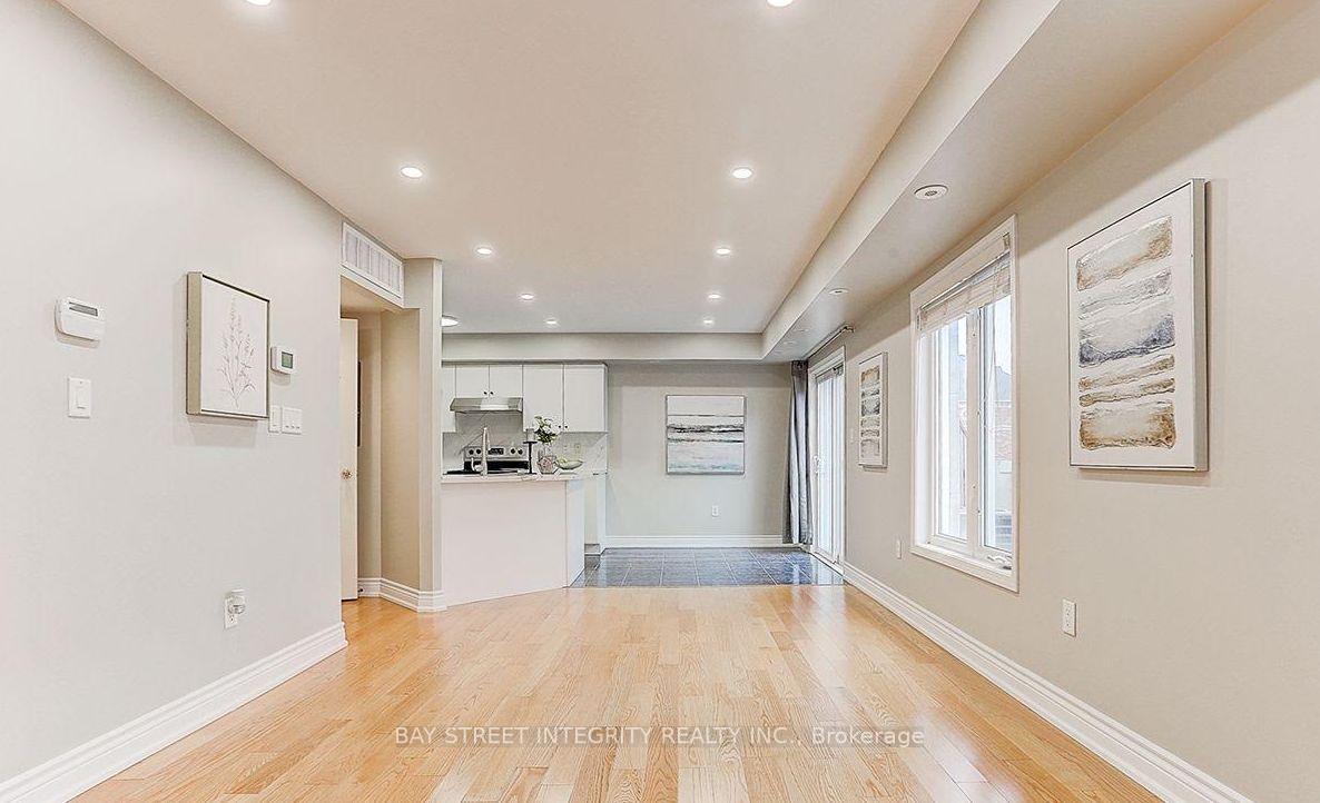 Photo 4 of 2199 Bur Oak Avenue, Markham, Greensborough — HOMEH