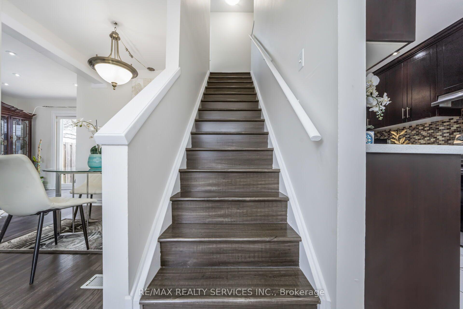 Photo 18 of 11 Juliette Square, Brampton, Northgate — HOMEH