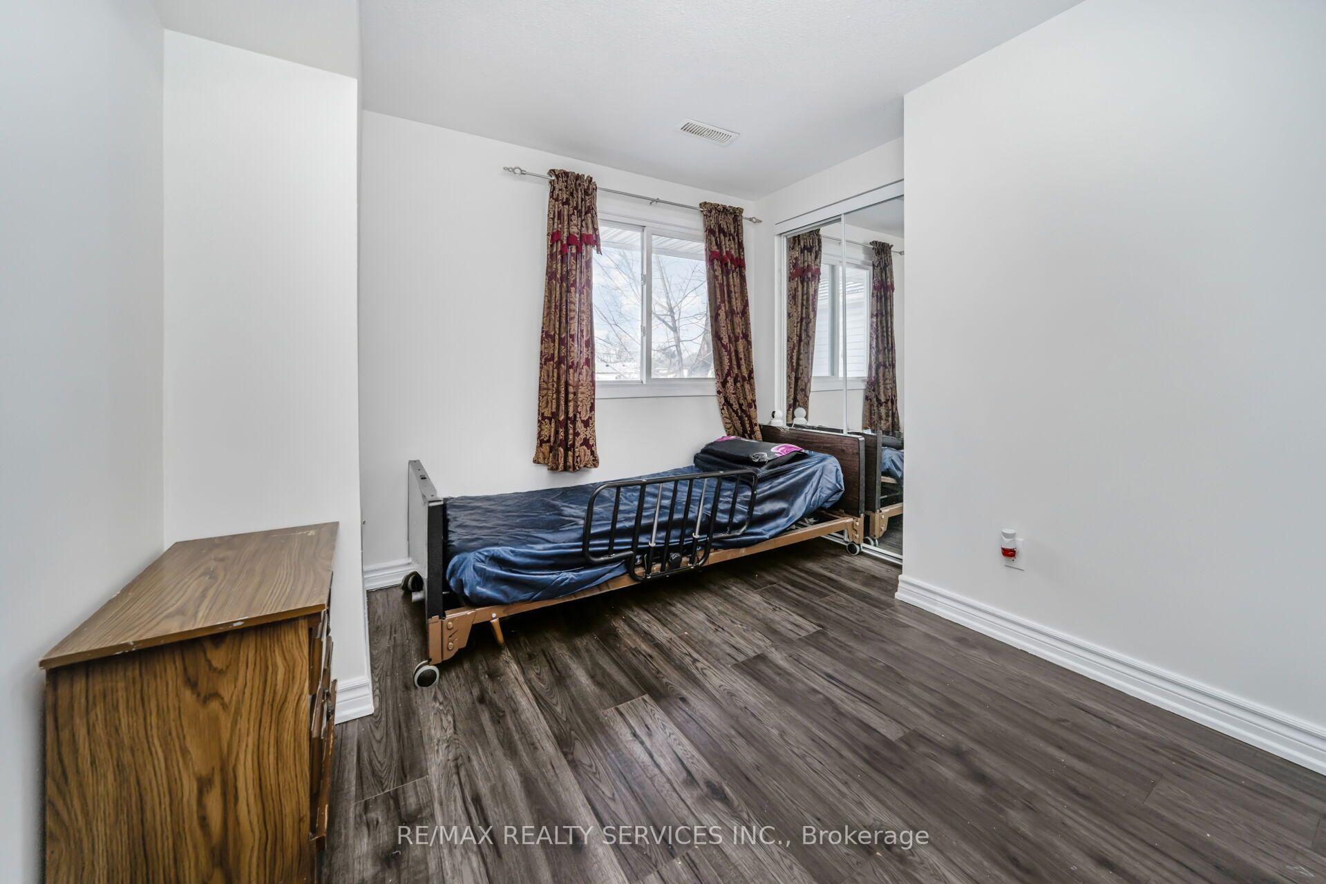 Photo 26 of 11 Juliette Square, Brampton, Northgate — HOMEH