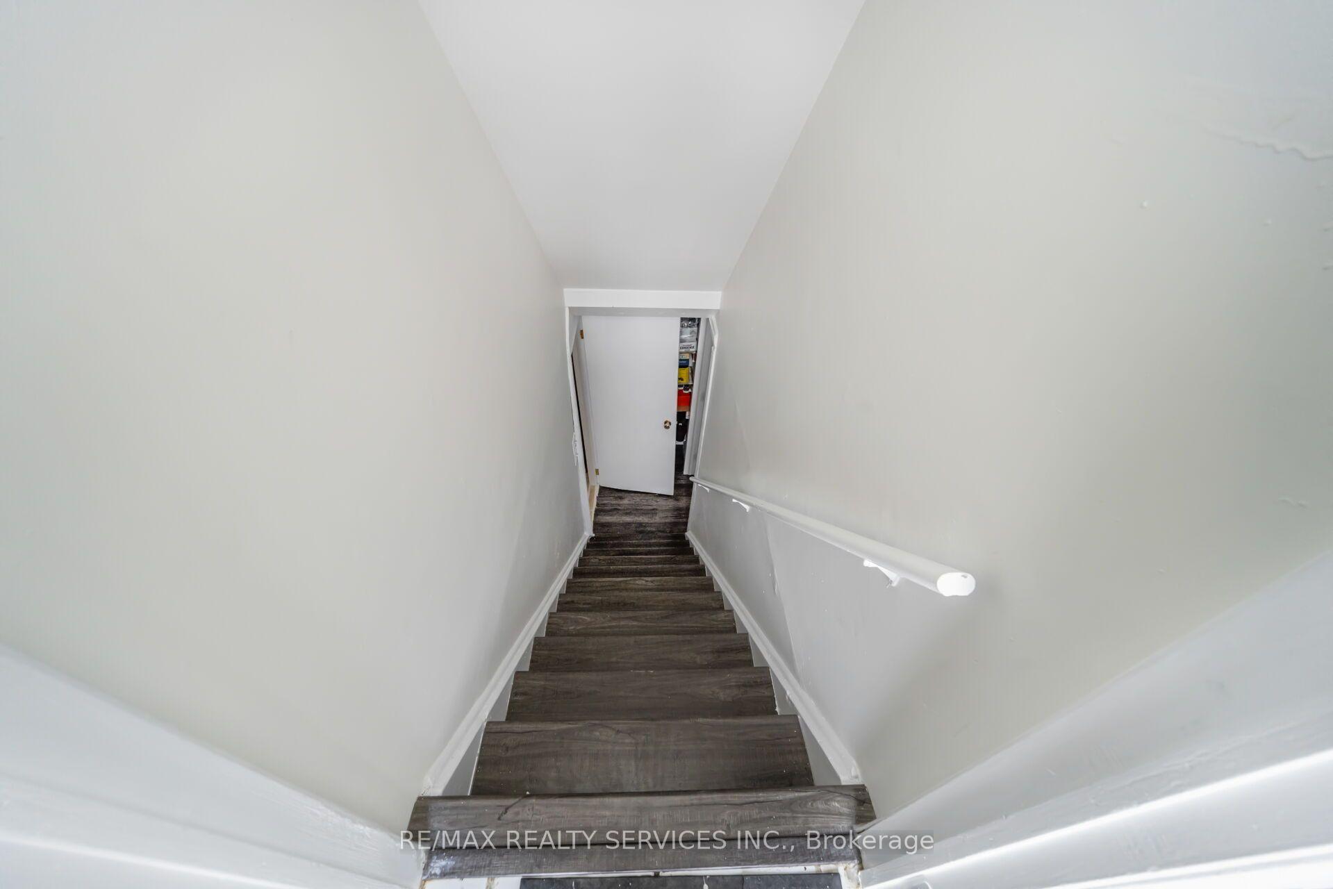 Photo 32 of 11 Juliette Square, Brampton, Northgate — HOMEH