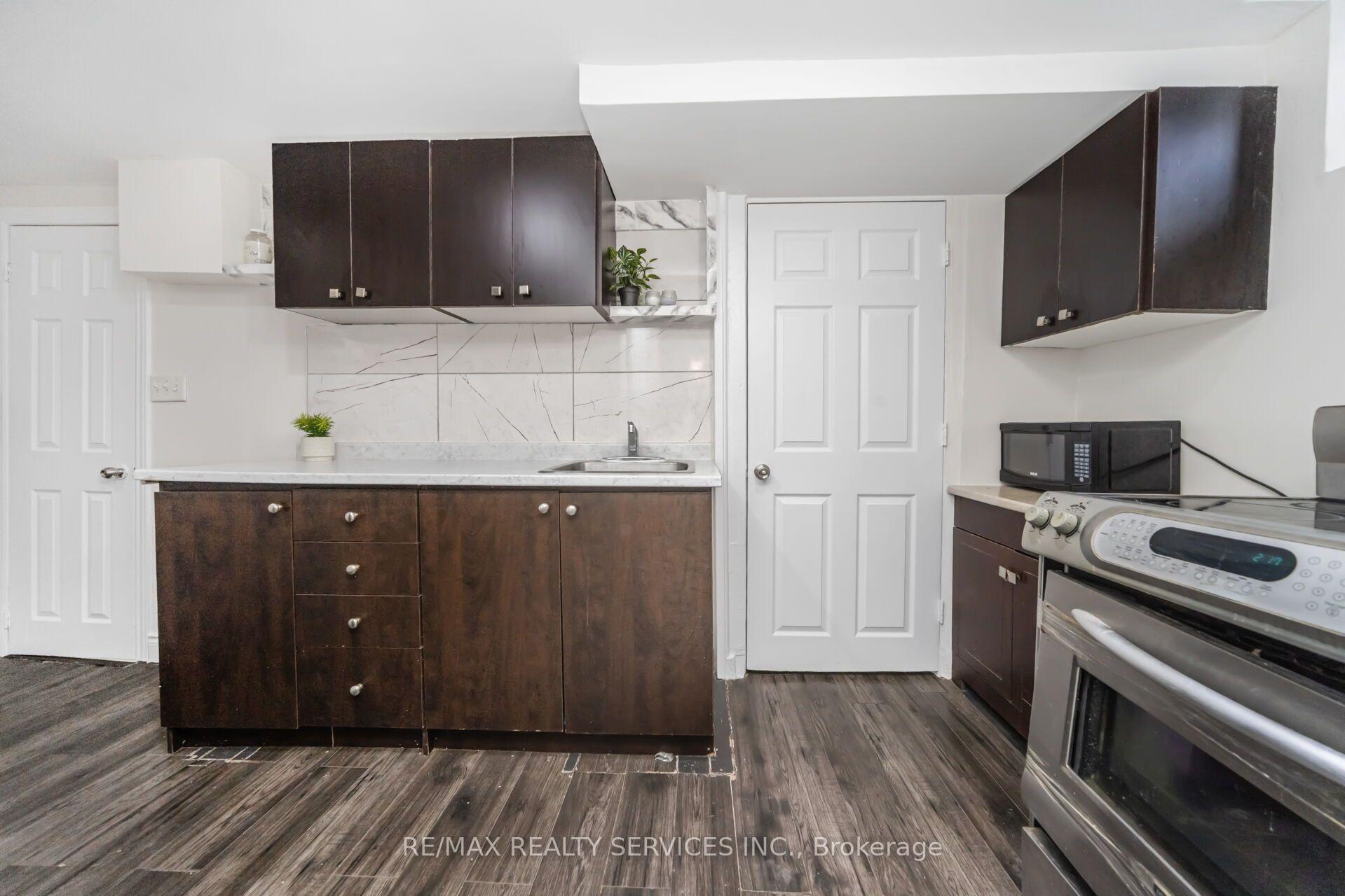 Photo 33 of 11 Juliette Square, Brampton, Northgate — HOMEH