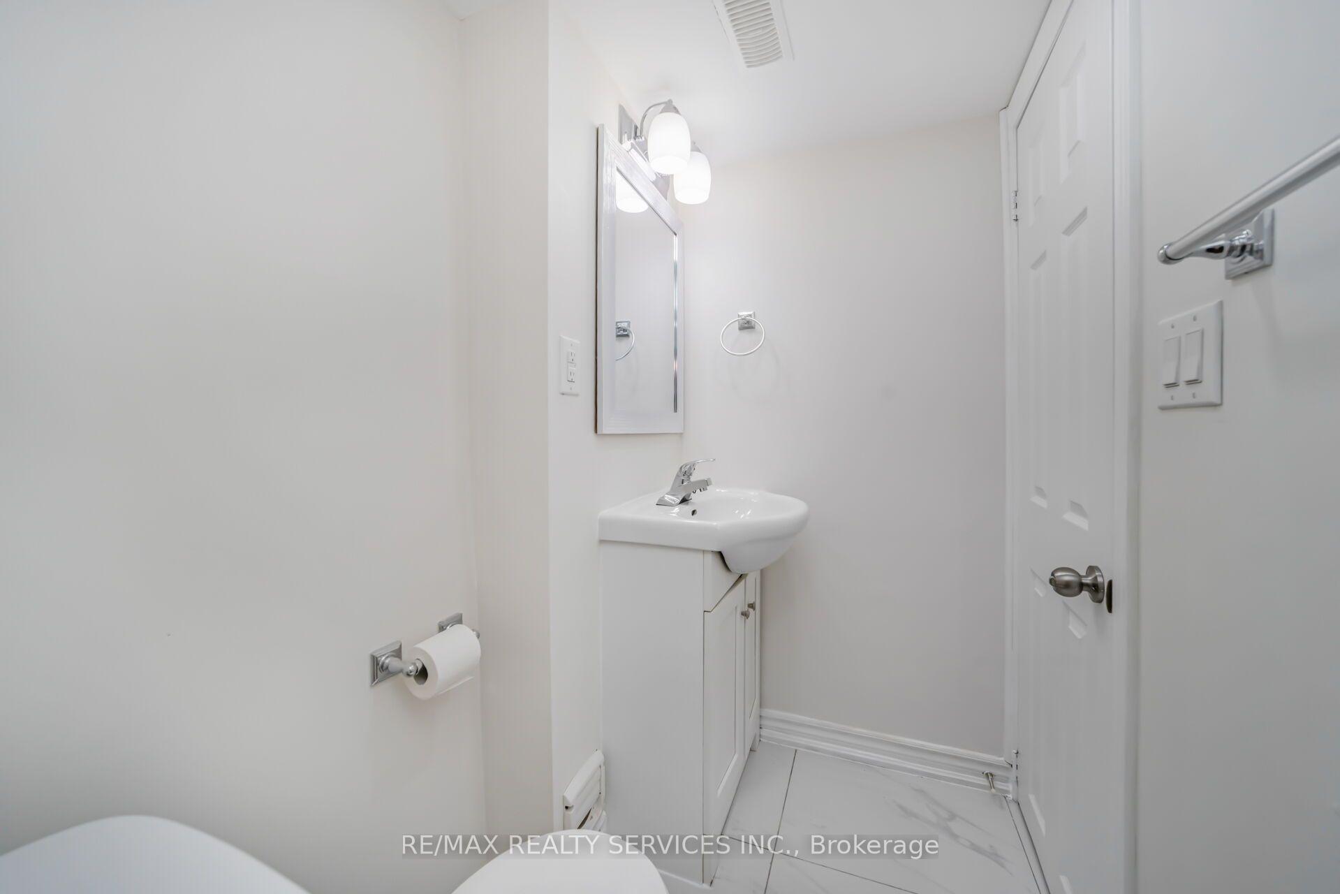 Photo 41 of 11 Juliette Square, Brampton, Northgate — HOMEH