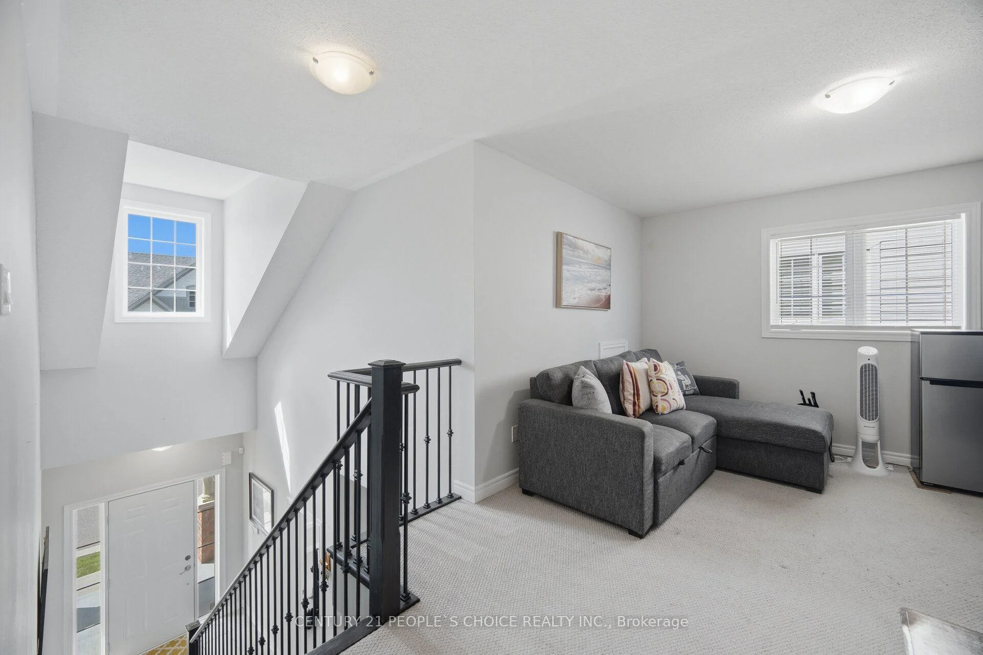 Photo 29 of 33 Seedhouse Road, Brampton, Sandringham-Wellington — HOMEH