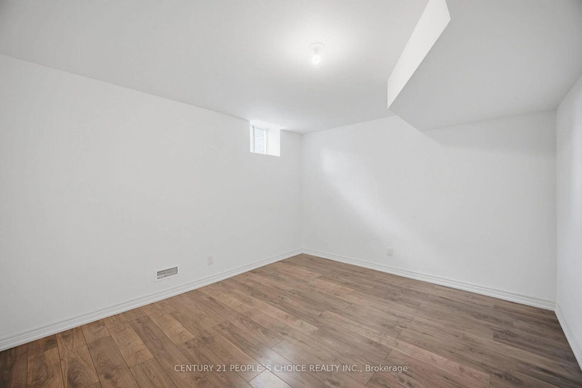 Photo 38 of 33 Seedhouse Road, Brampton, Sandringham-Wellington — HOMEH