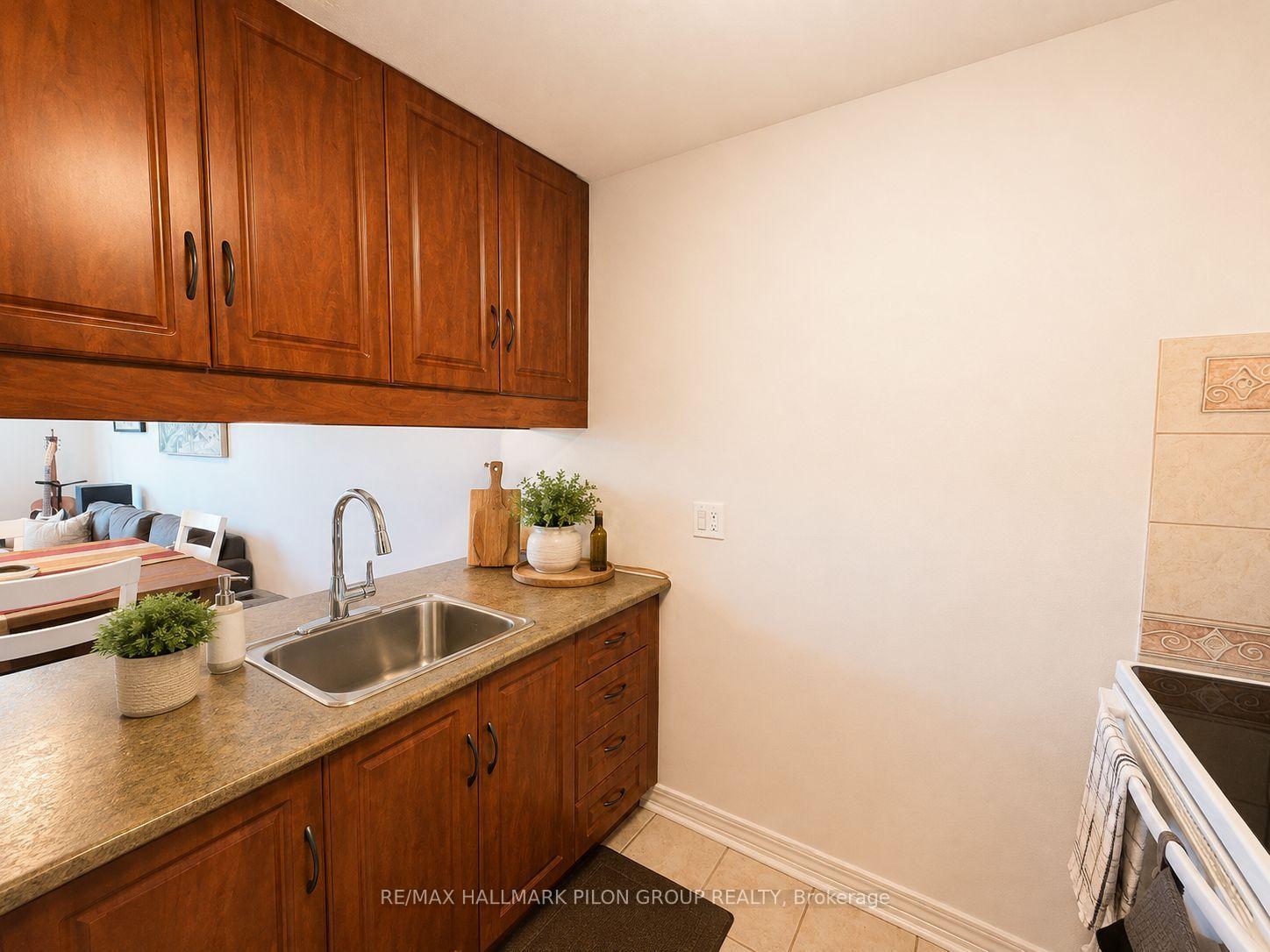 Photo 7 of Unit 405, 6532 Bilberry Drive, Ottawa, Orleans Wood — HOMEH
