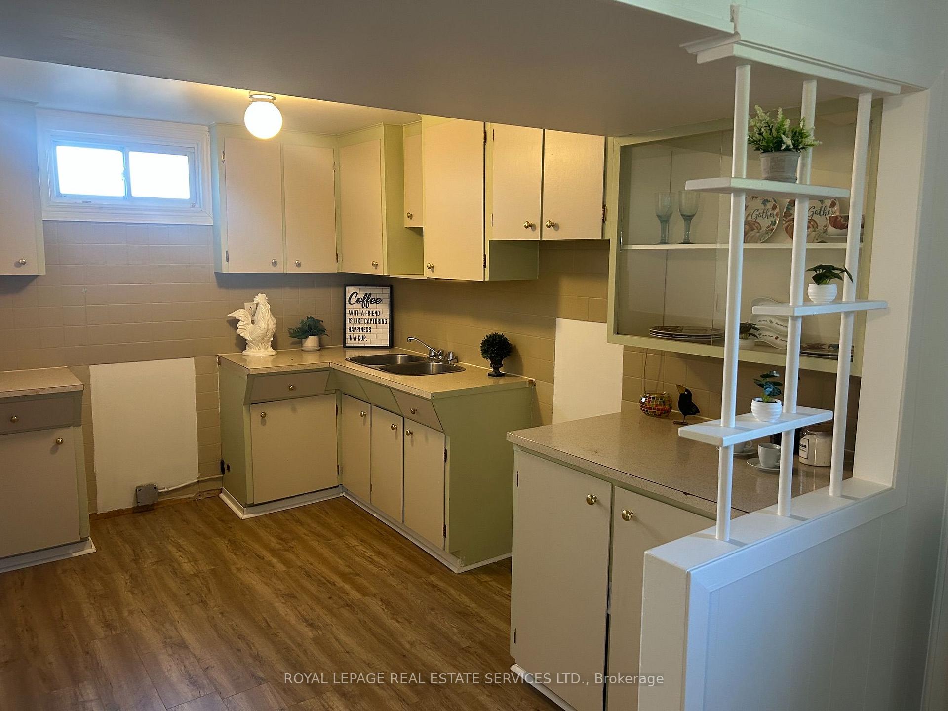 Photo 11 of 237 Walnut Street, Sault Ste Marie, Grand — HOMEH