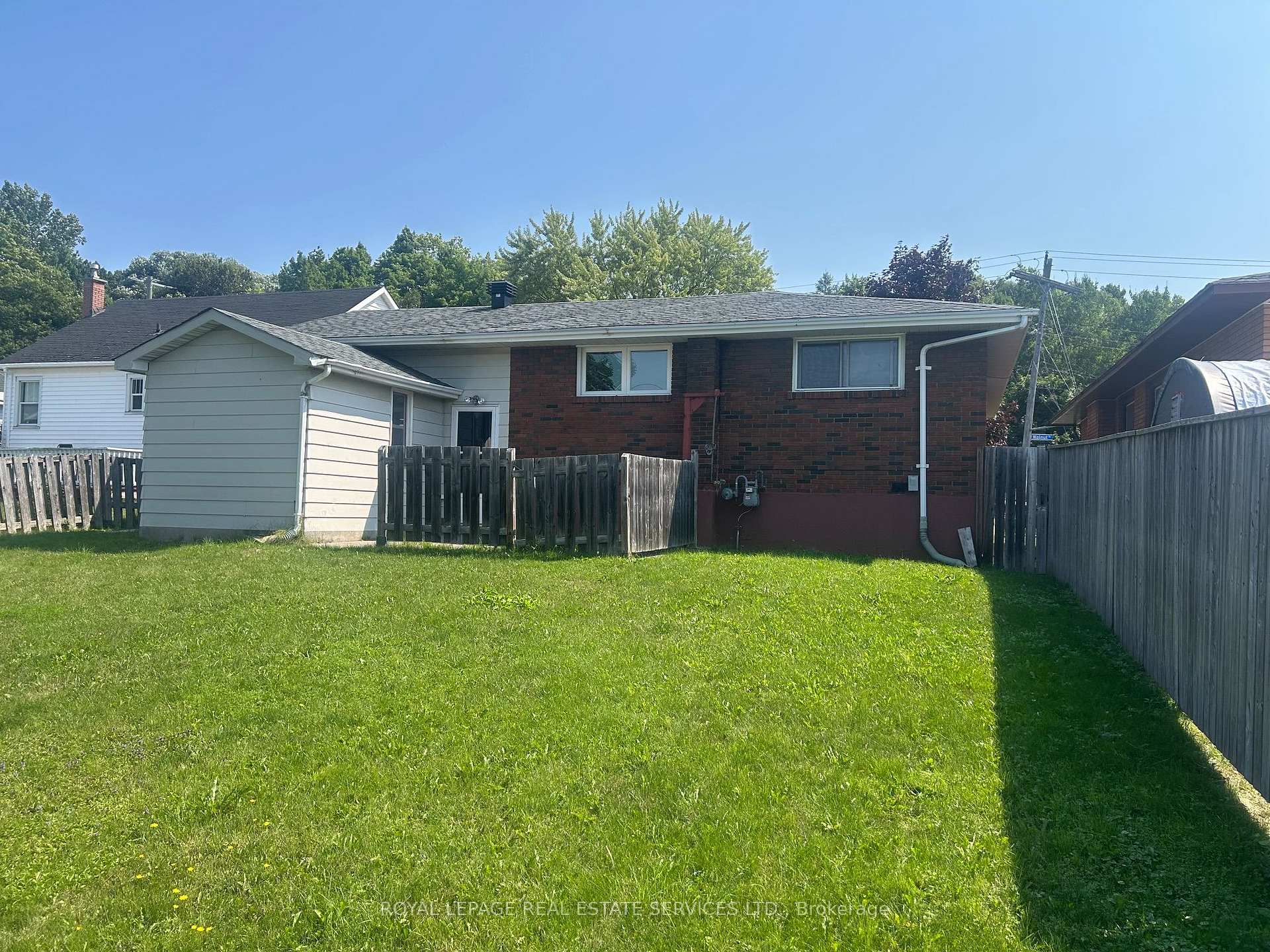 Photo 18 of 237 Walnut Street, Sault Ste Marie, Grand — HOMEH