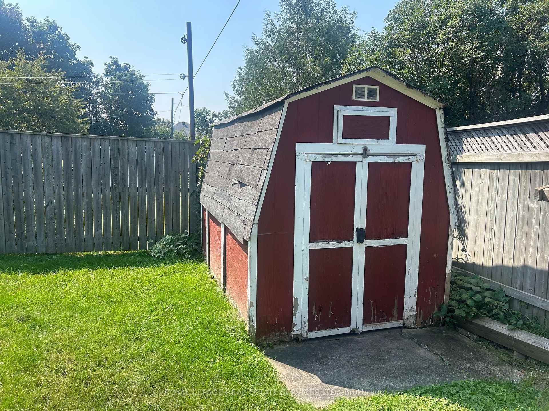 Photo 19 of 237 Walnut Street, Sault Ste Marie, Grand — HOMEH