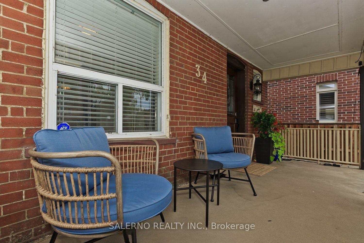 Photo 4 of 34 Fairfield Avenue, Etobicoke, Long Branch — HOMEH