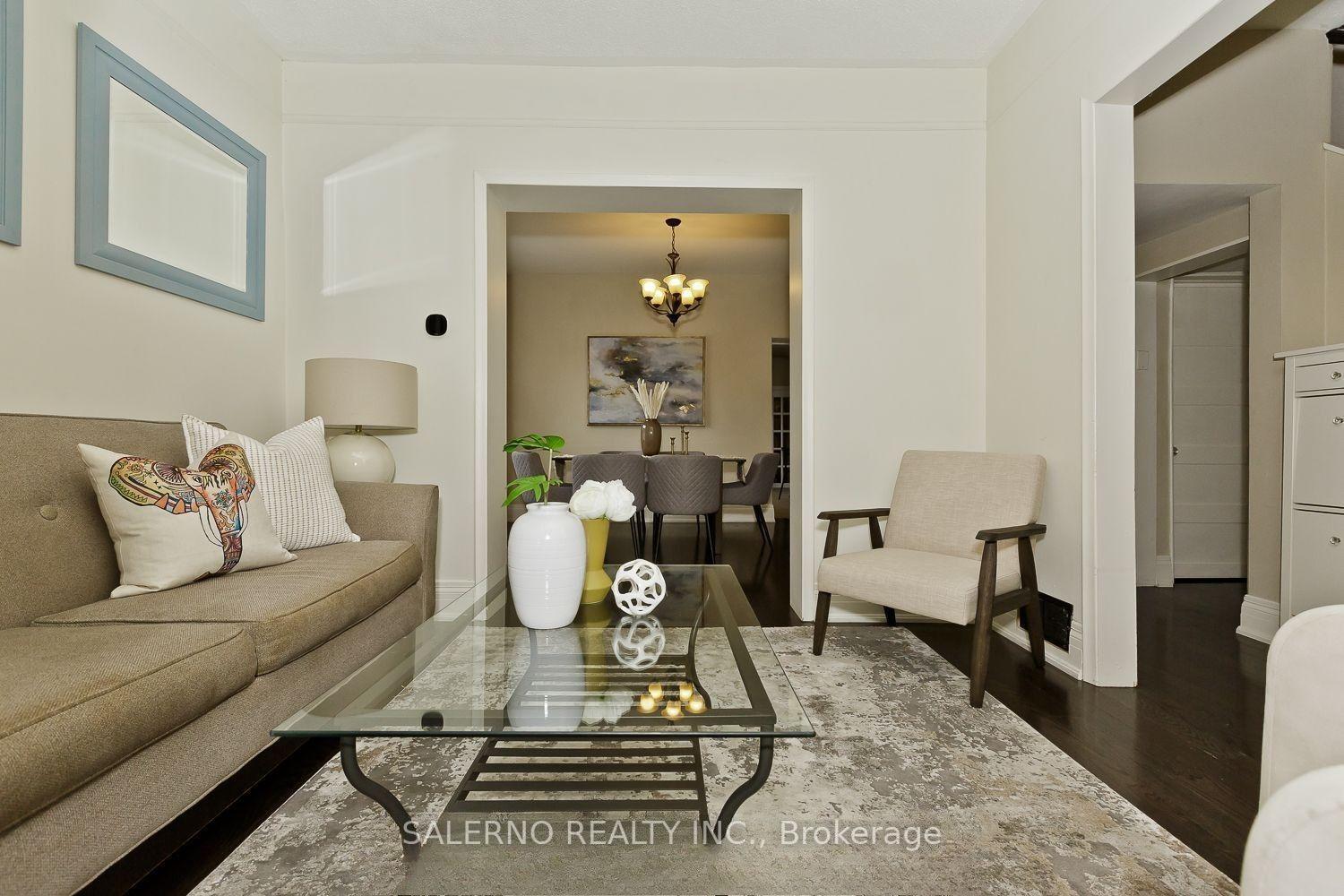 Photo 9 of 34 Fairfield Avenue, Etobicoke, Long Branch — HOMEH