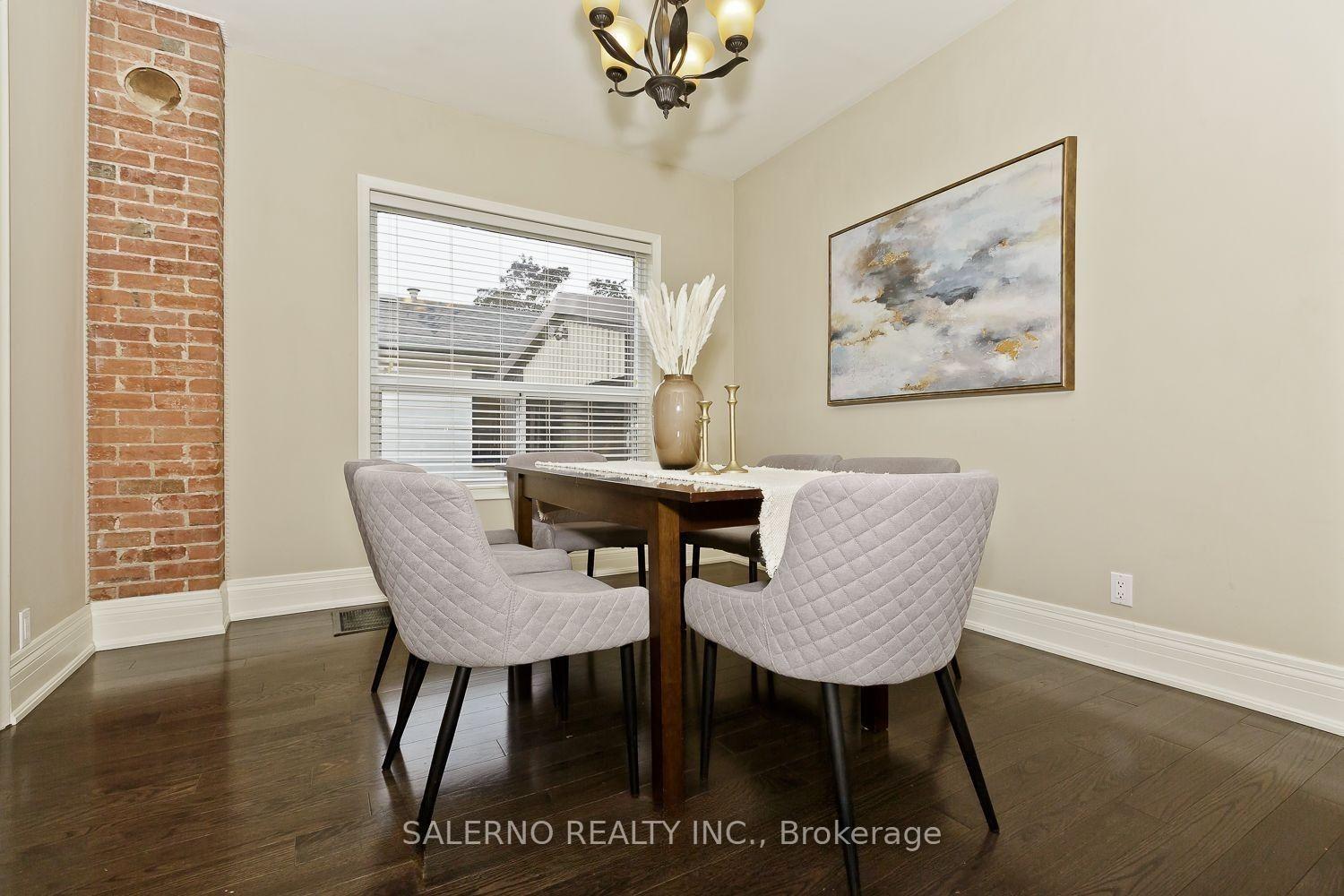 Photo 10 of 34 Fairfield Avenue, Etobicoke, Long Branch — HOMEH