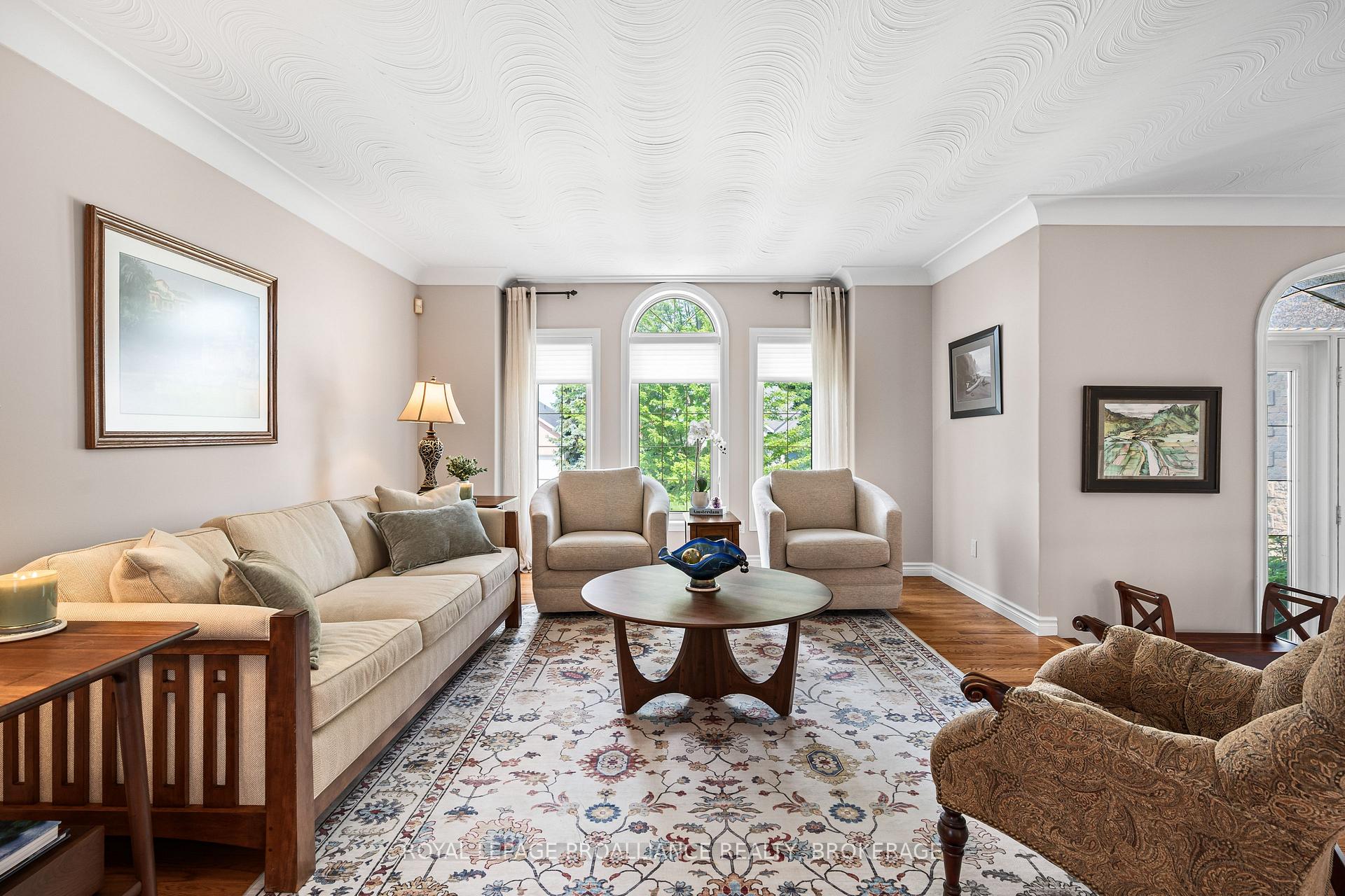 Photo 7 of 26 Kenwoods Circle, Kingston, Kingston East (Incl Barret Crt) — HOMEH