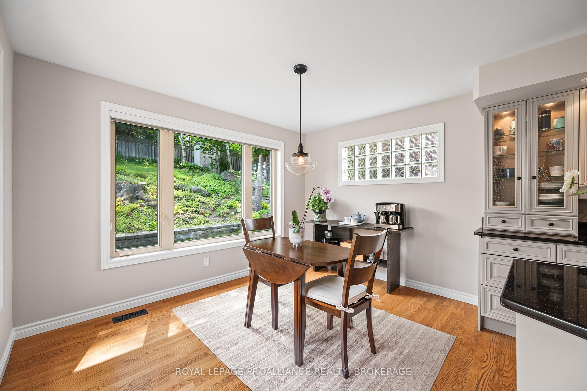 Photo 18 of 26 Kenwoods Circle, Kingston, Kingston East (Incl Barret Crt) — HOMEH