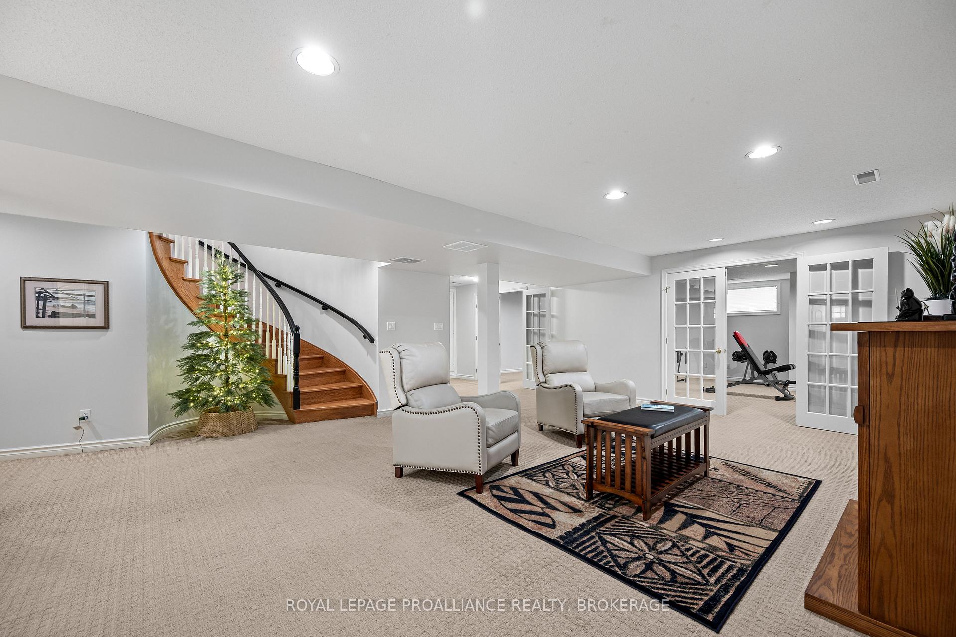 Photo 31 of 26 Kenwoods Circle, Kingston, Kingston East (Incl Barret Crt) — HOMEH