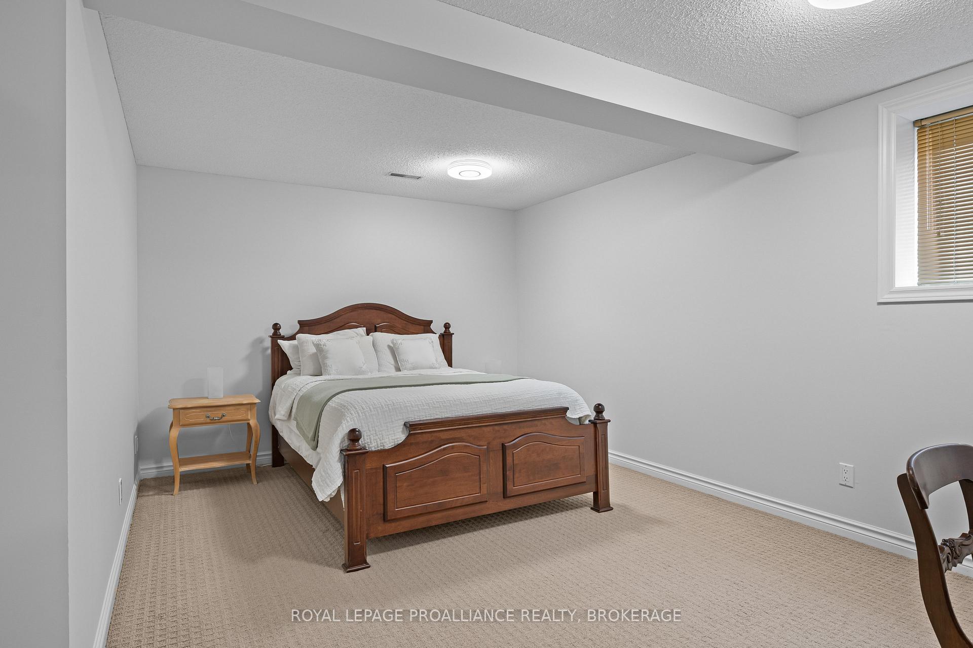 Photo 39 of 26 Kenwoods Circle, Kingston, Kingston East (Incl Barret Crt) — HOMEH