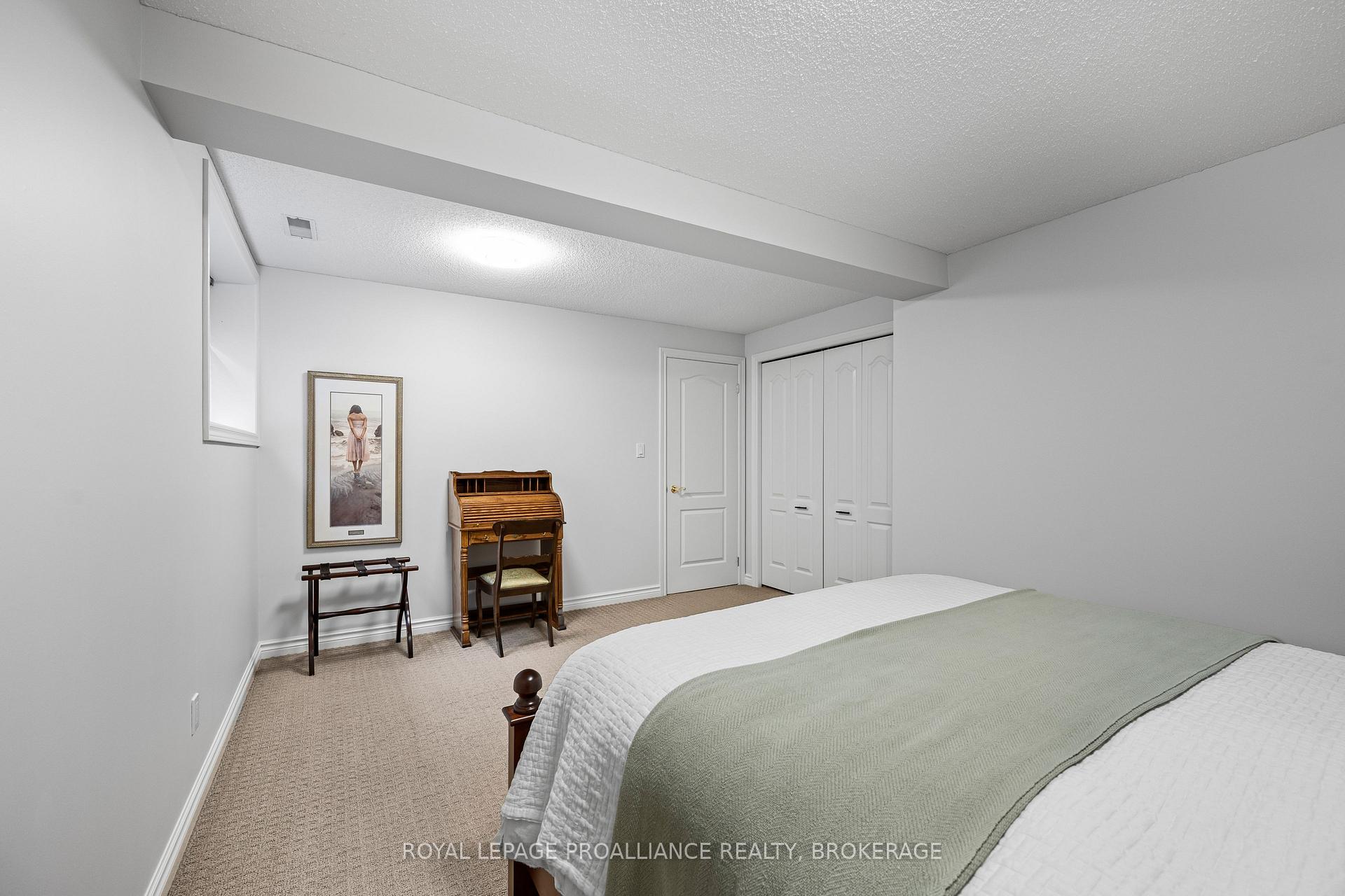 Photo 40 of 26 Kenwoods Circle, Kingston, Kingston East (Incl Barret Crt) — HOMEH